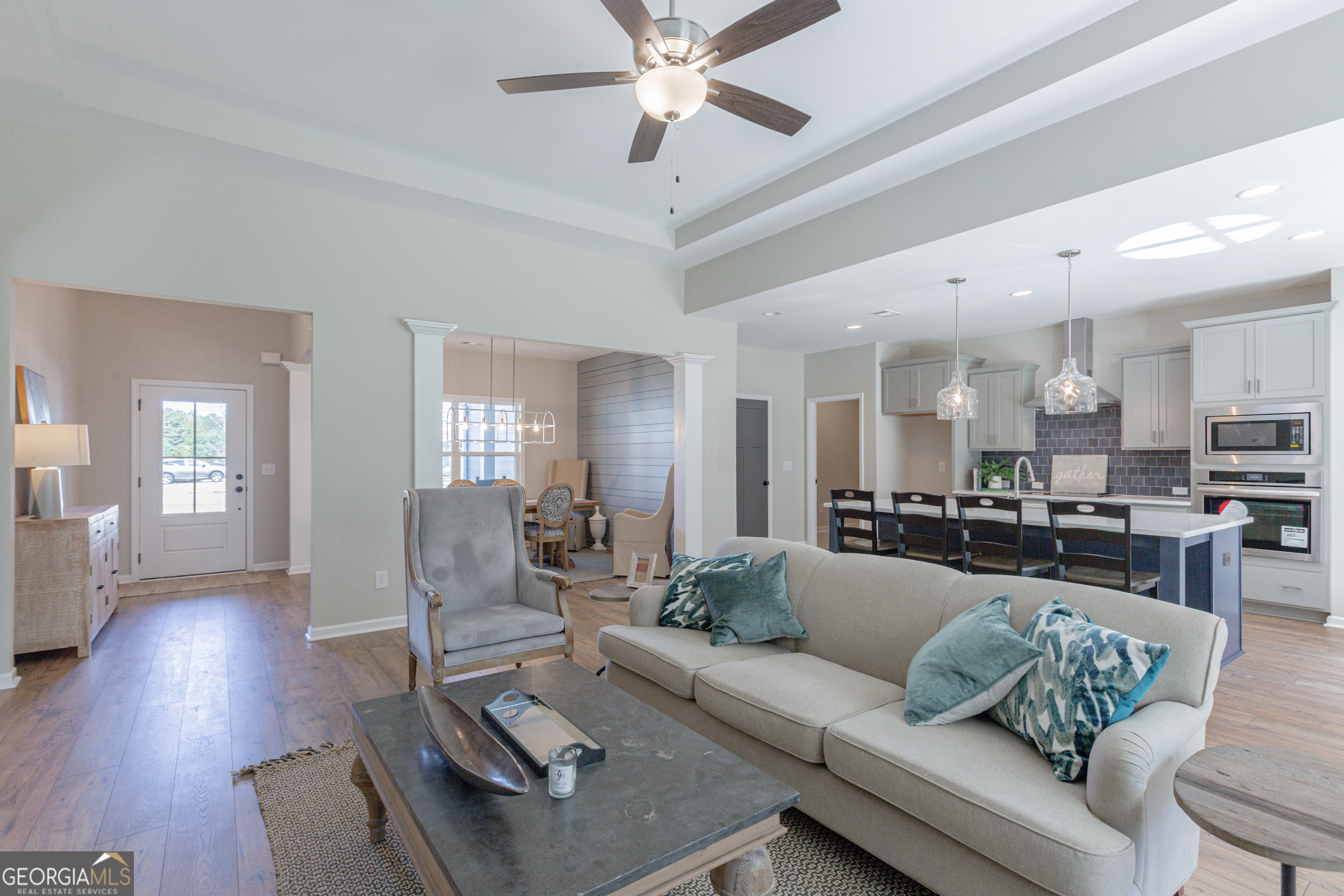 Senoia, Georgia, 30276, United States, 4 Bedrooms Bedrooms, ,3 BathroomsBathrooms,Residential,For Sale,1987770