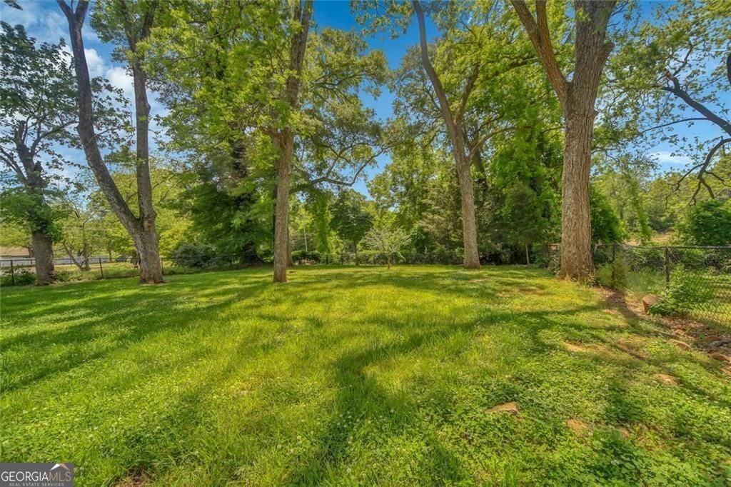Stone Mountain, Georgia, 30083, United States, 4 Bedrooms Bedrooms, ,4 BathroomsBathrooms,Residential,For Sale,2038047