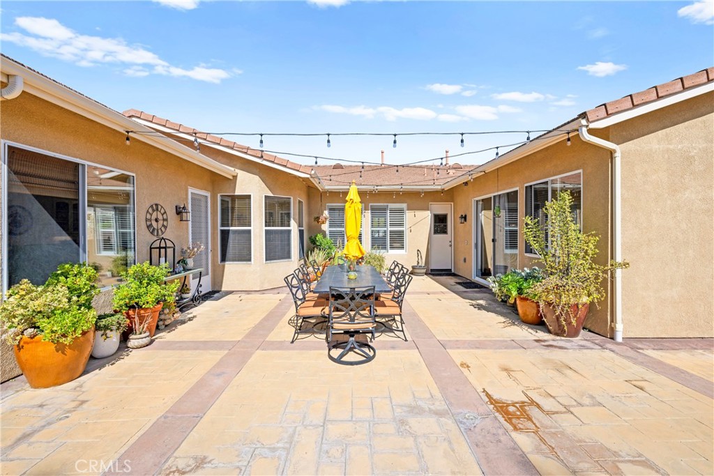 Murrieta, California, 92562, United States, 5 Bedrooms Bedrooms, ,3 BathroomsBathrooms,Residential,For Sale,1837849
