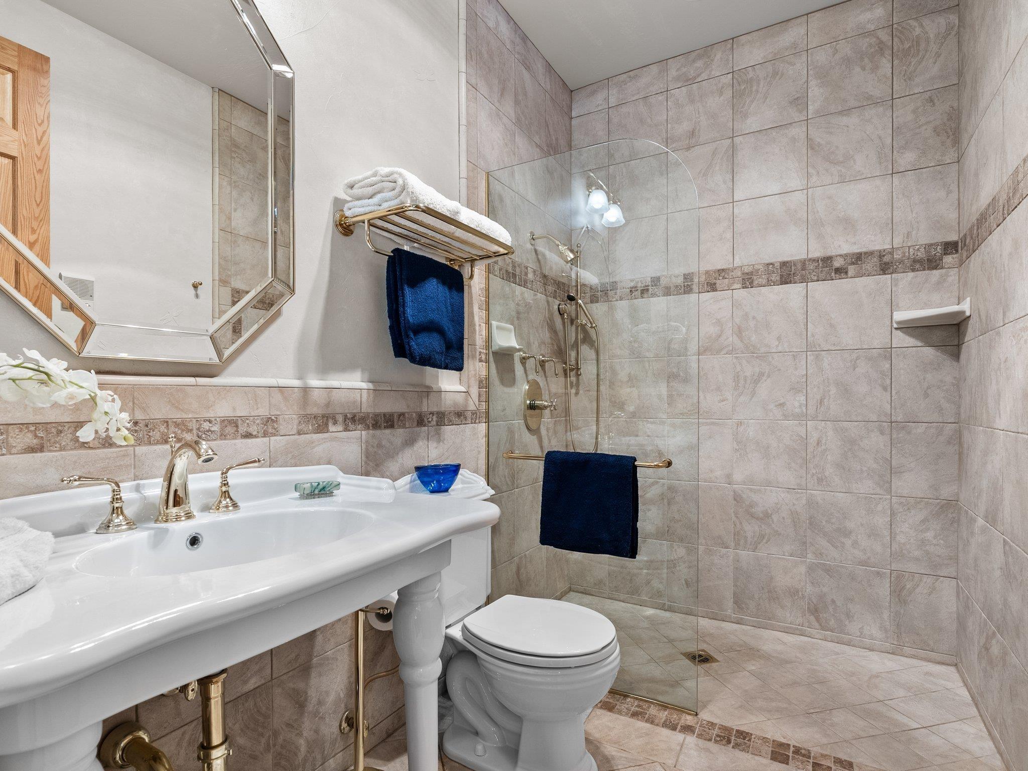 Tahoe Vista, Nevada, 96148, United States, 5 Bedrooms Bedrooms, ,Residential,For Sale,1895453