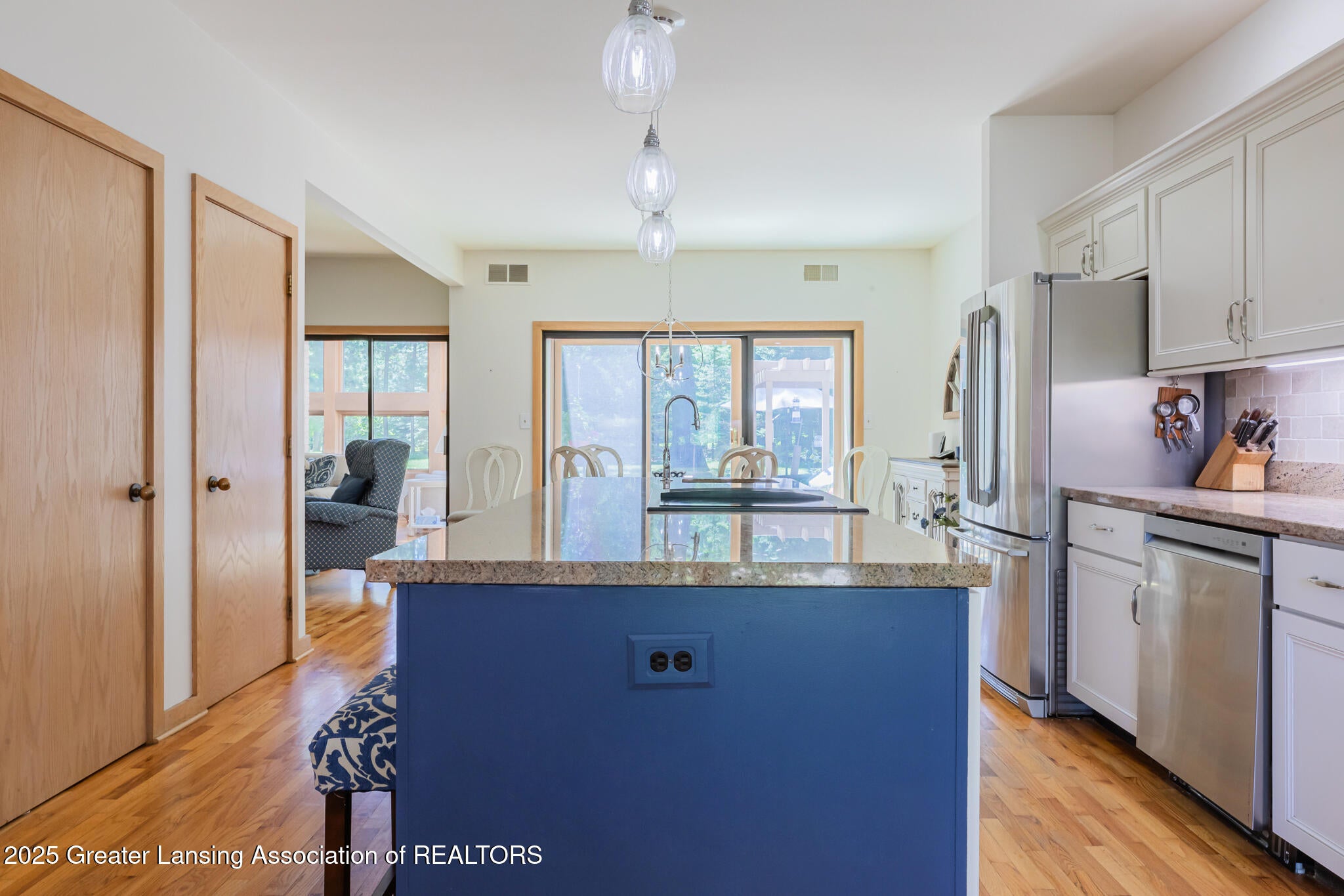 Okemos, Michigan, 48864, United States, 5 Bedrooms Bedrooms, ,5 BathroomsBathrooms,Residential,For Sale,1901350