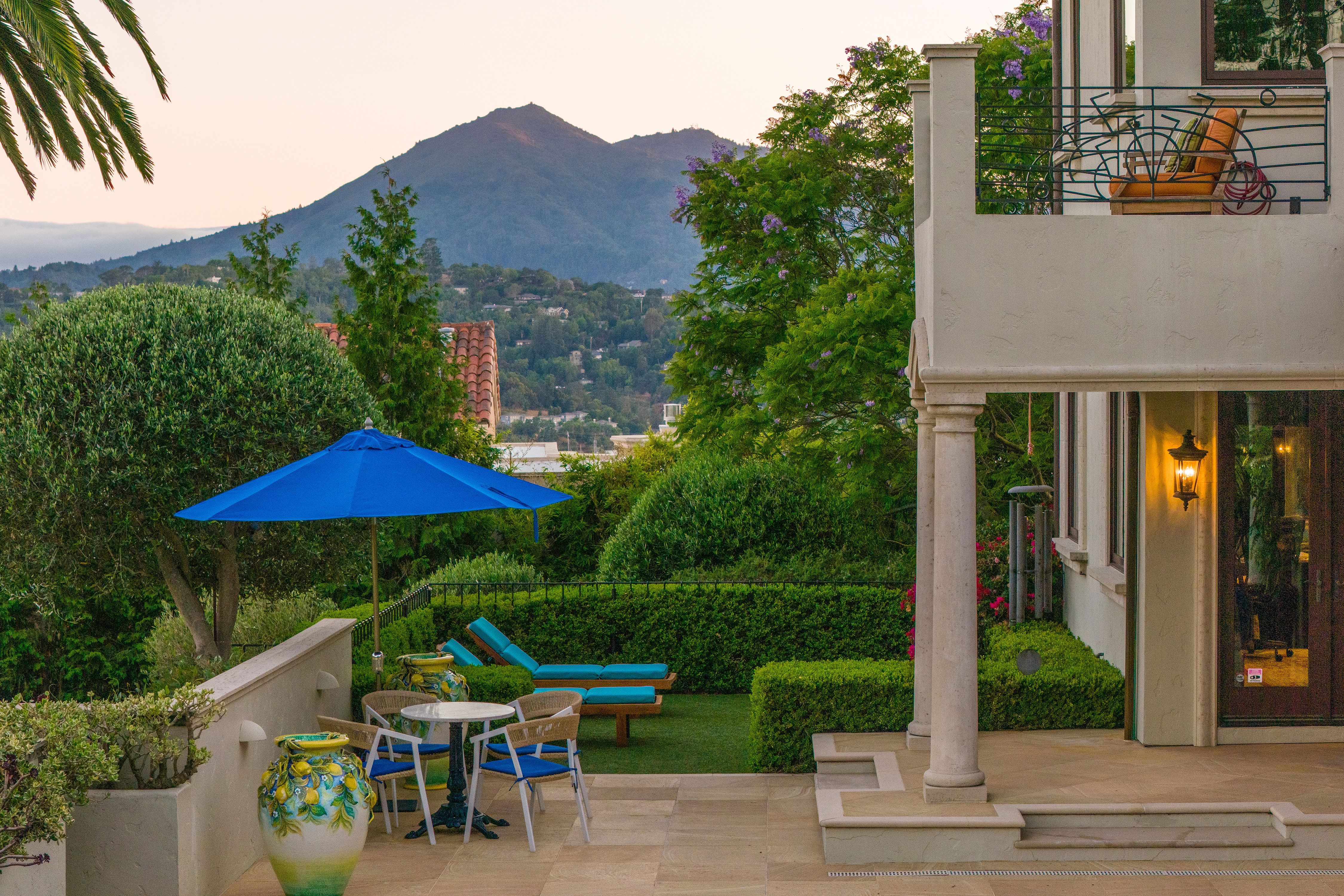  Extraordinary Estate with Panoramic Bay and Mountain Vistas - 物件實景