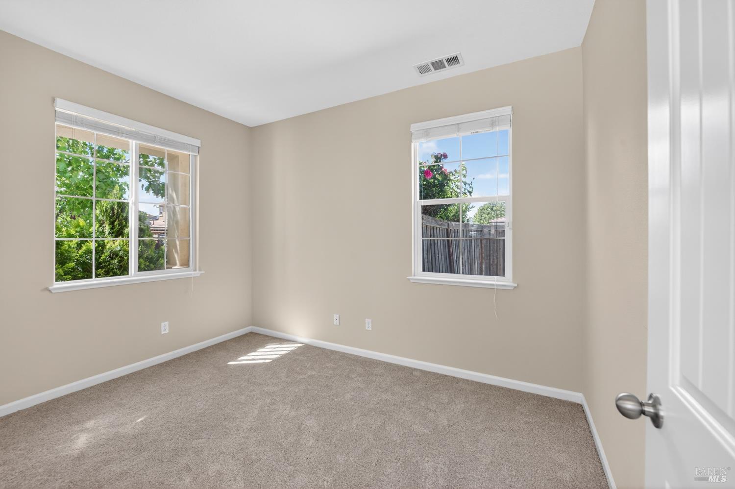 Fairfield, California, 94533, United States, 4 Bedrooms Bedrooms, ,3 BathroomsBathrooms,Residential,For Sale,2034470