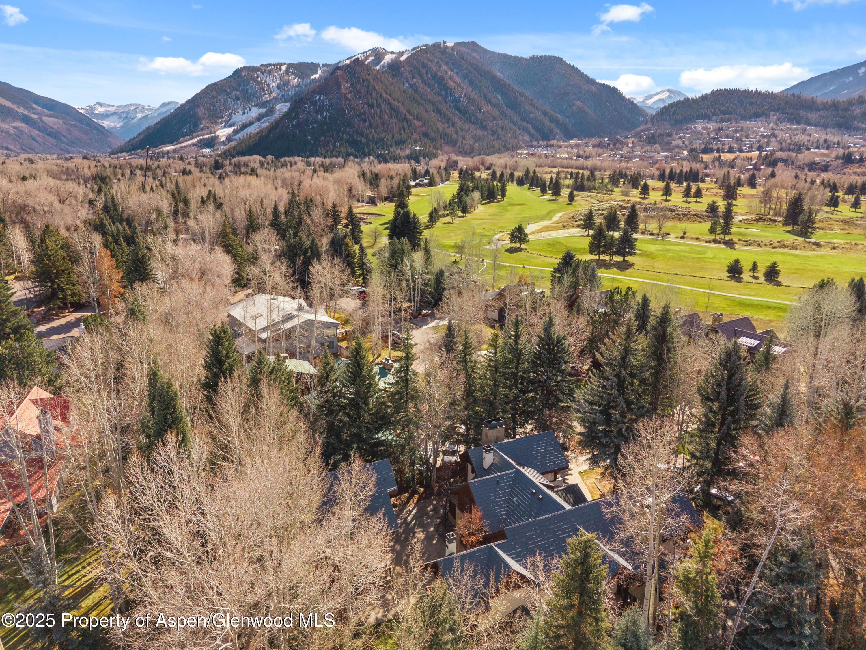 Aspen, Colorado, 81611, United States, 4 Bedrooms Bedrooms, ,5 BathroomsBathrooms,Residential,For Sale,1998129