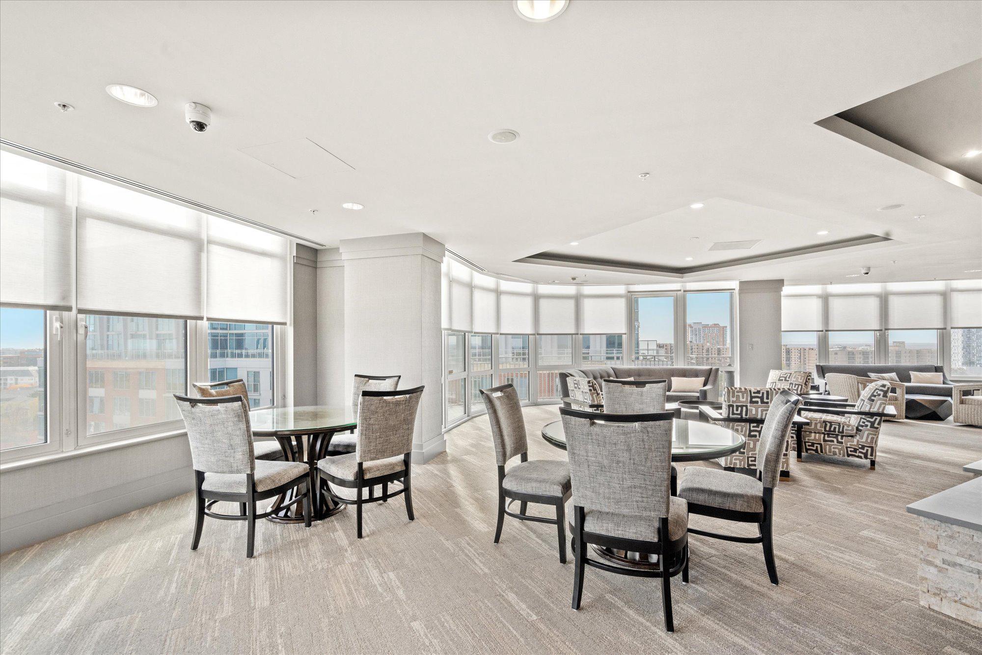  8220 Crestwood Heights Drive, Mclean, VA, 22102 - 物件實景