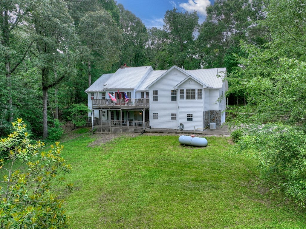 Talking Rock, Georgia, 30175, United States, 5 Bedrooms Bedrooms, ,4 BathroomsBathrooms,Residential,For Sale,1848832