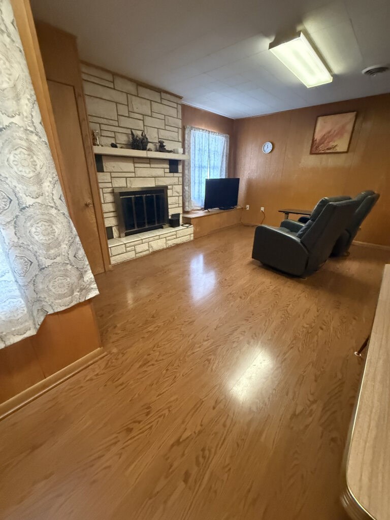 Fredericksburg, Texas, 78624, United States, 3 Bedrooms Bedrooms, ,2 BathroomsBathrooms,Residential,For Sale,2005842