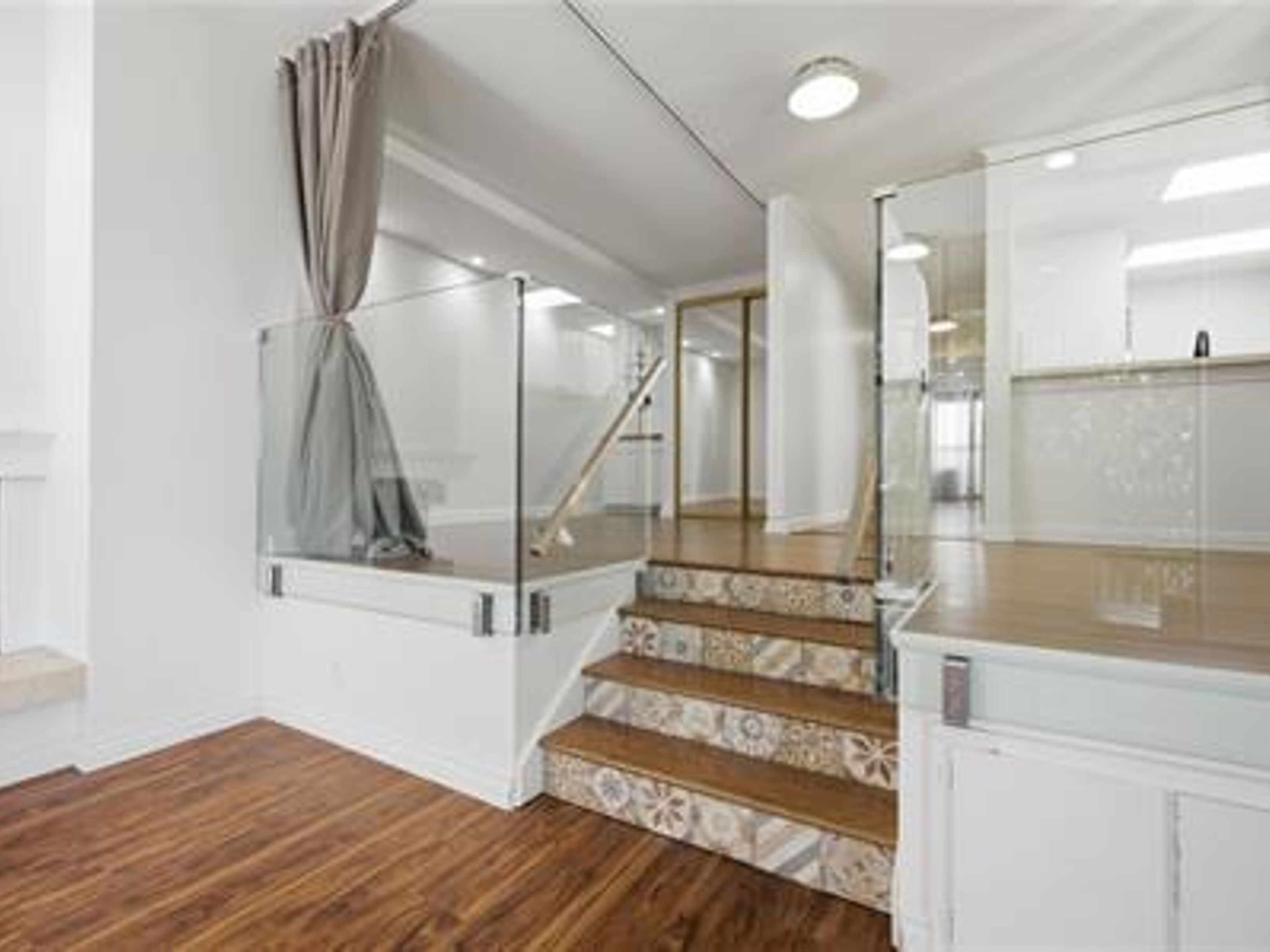  7202 Marina Pacifica Drive South, Long Beach, CA 90803 - 物件實景