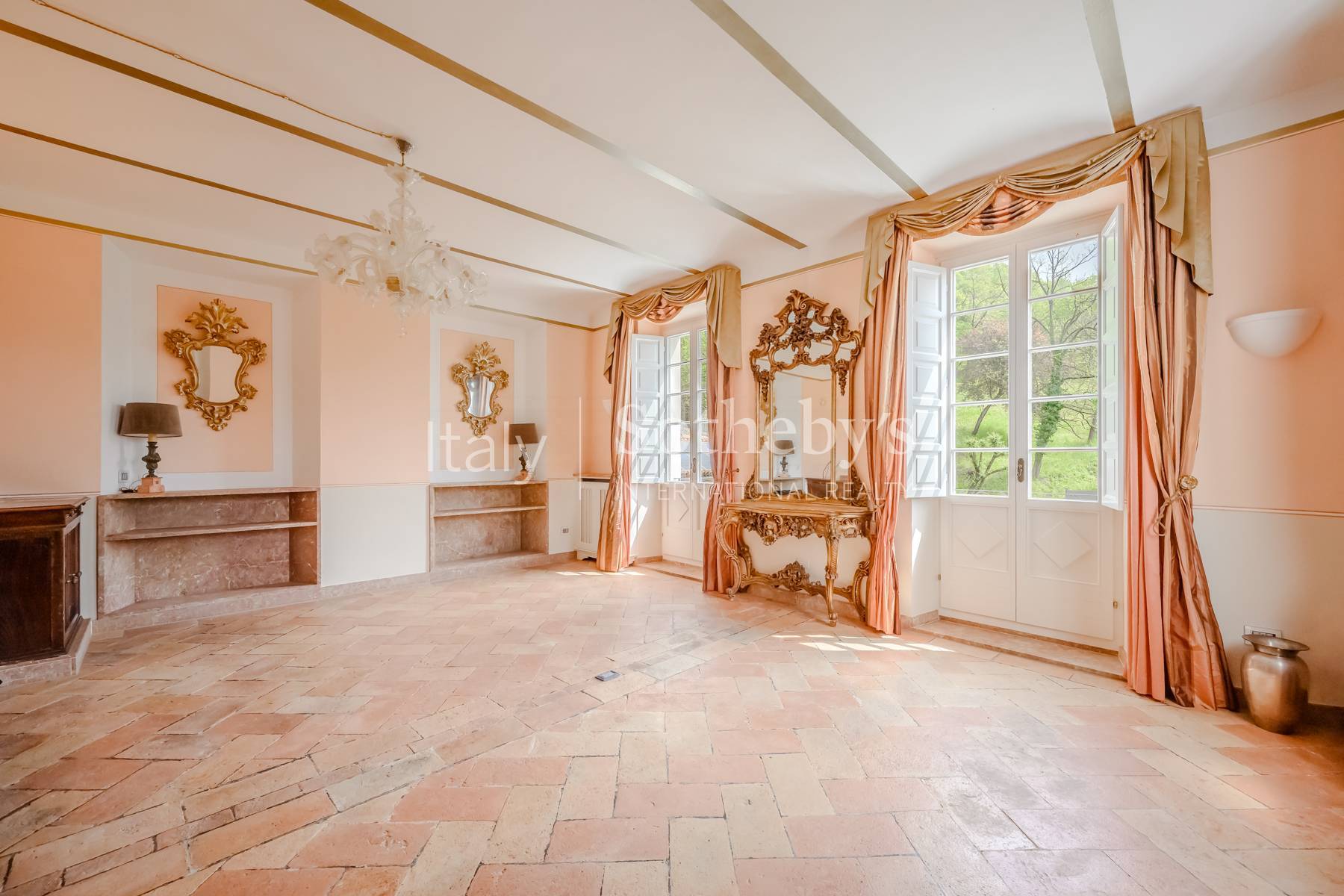  Elegant 18th-Century Villa with Private Park - 物件實景