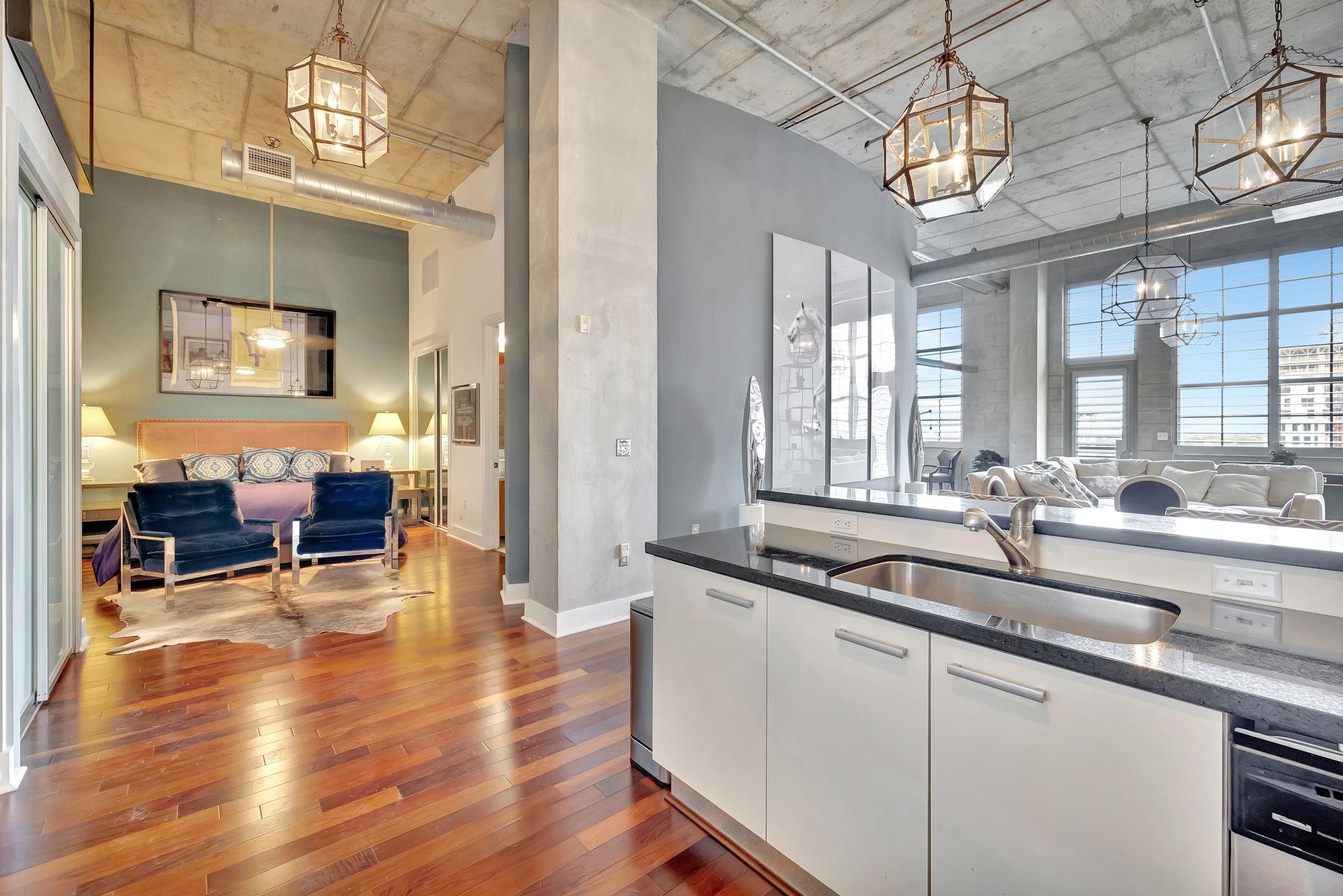 Fort Lauderdale, Florida, 33301, United States, 2 Bedrooms Bedrooms, ,2 BathroomsBathrooms,Residential,For Sale,1921880