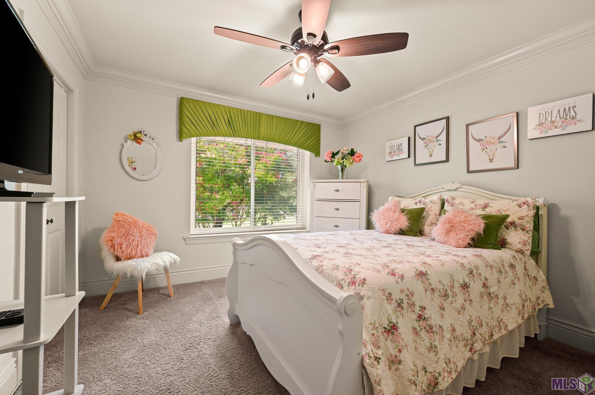 Baton Rouge, Louisiana, 70818, United States, 5 Bedrooms Bedrooms, ,4 BathroomsBathrooms,Residential,For Sale,2005866