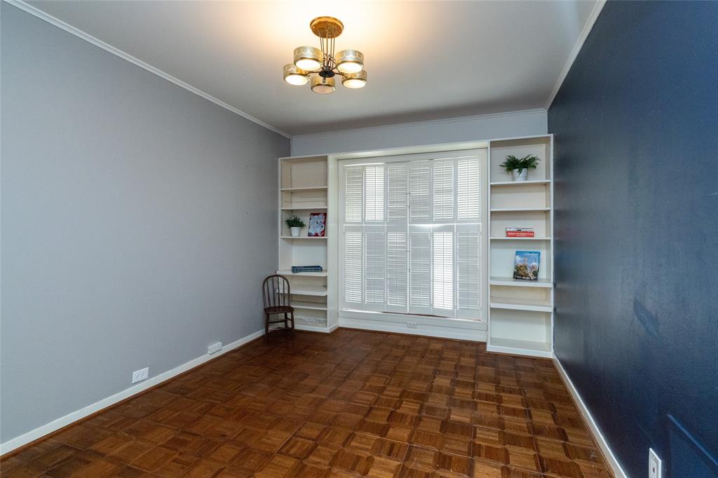 Weatherford, Texas, 76086, United States, 3 Bedrooms Bedrooms, ,4 BathroomsBathrooms,Residential,For Sale,1974864