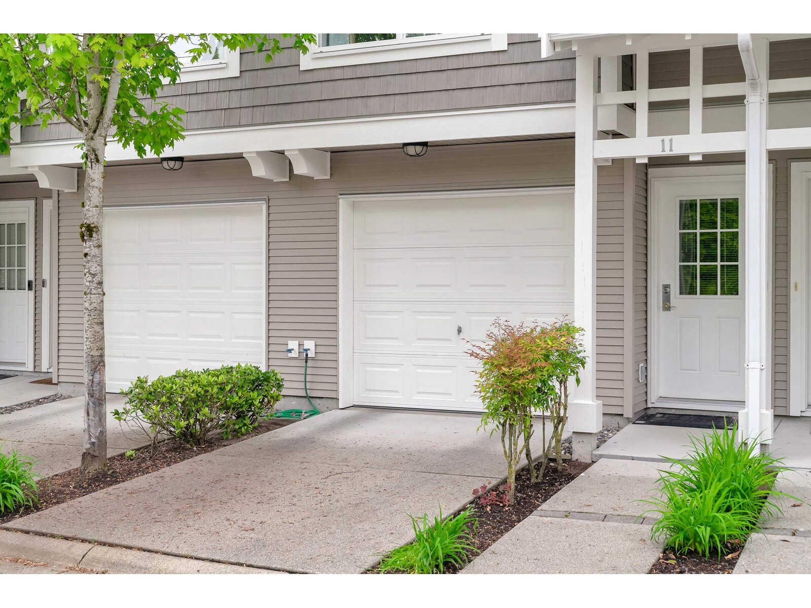 SURREY, British Columbia, V3Z 1P4, CA, 2 Bedrooms Bedrooms, ,2 BathroomsBathrooms,Residential,For Sale,1950245