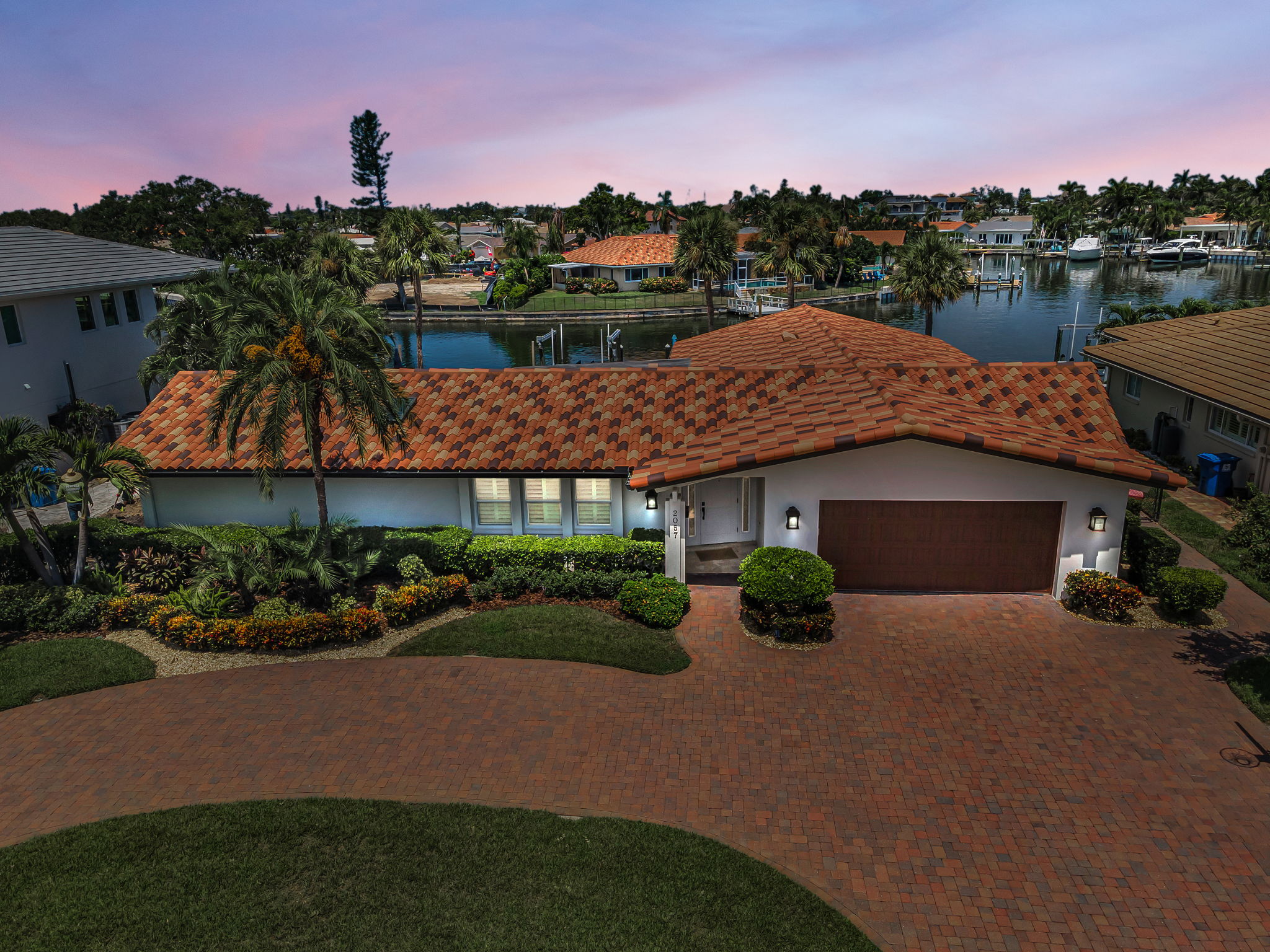 St Petersburg, Florida, 33703, United States, 4 Bedrooms Bedrooms, ,3 BathroomsBathrooms,Residential,For Sale,1978536