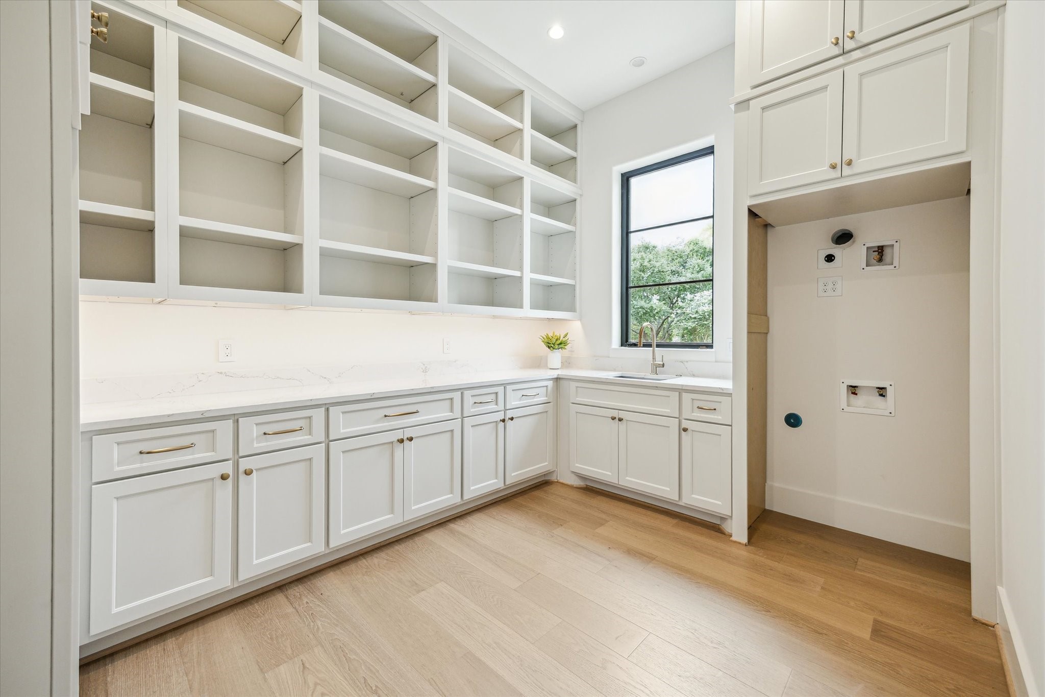  4914 Wigton Drive - 物件實景
