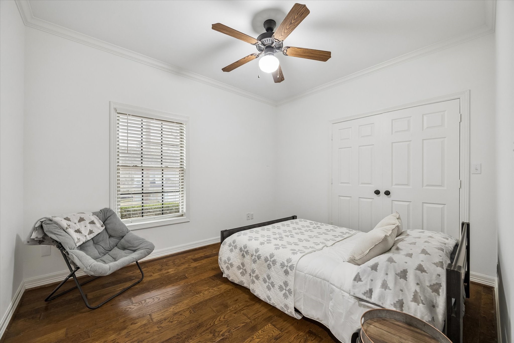  90 Twinstone Circle - 物件實景