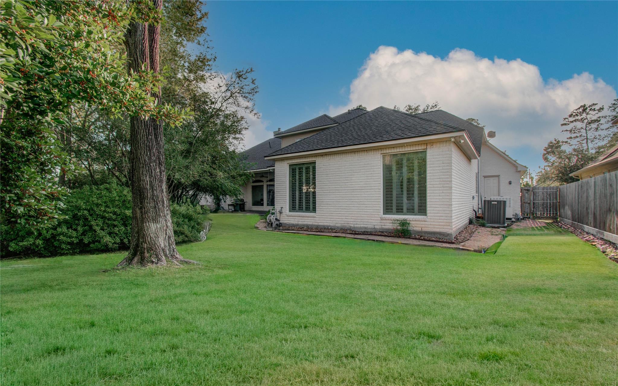 Spring, Texas, 77379, United States, 4 Bedrooms Bedrooms, ,5 BathroomsBathrooms,Residential,For Sale,1992591