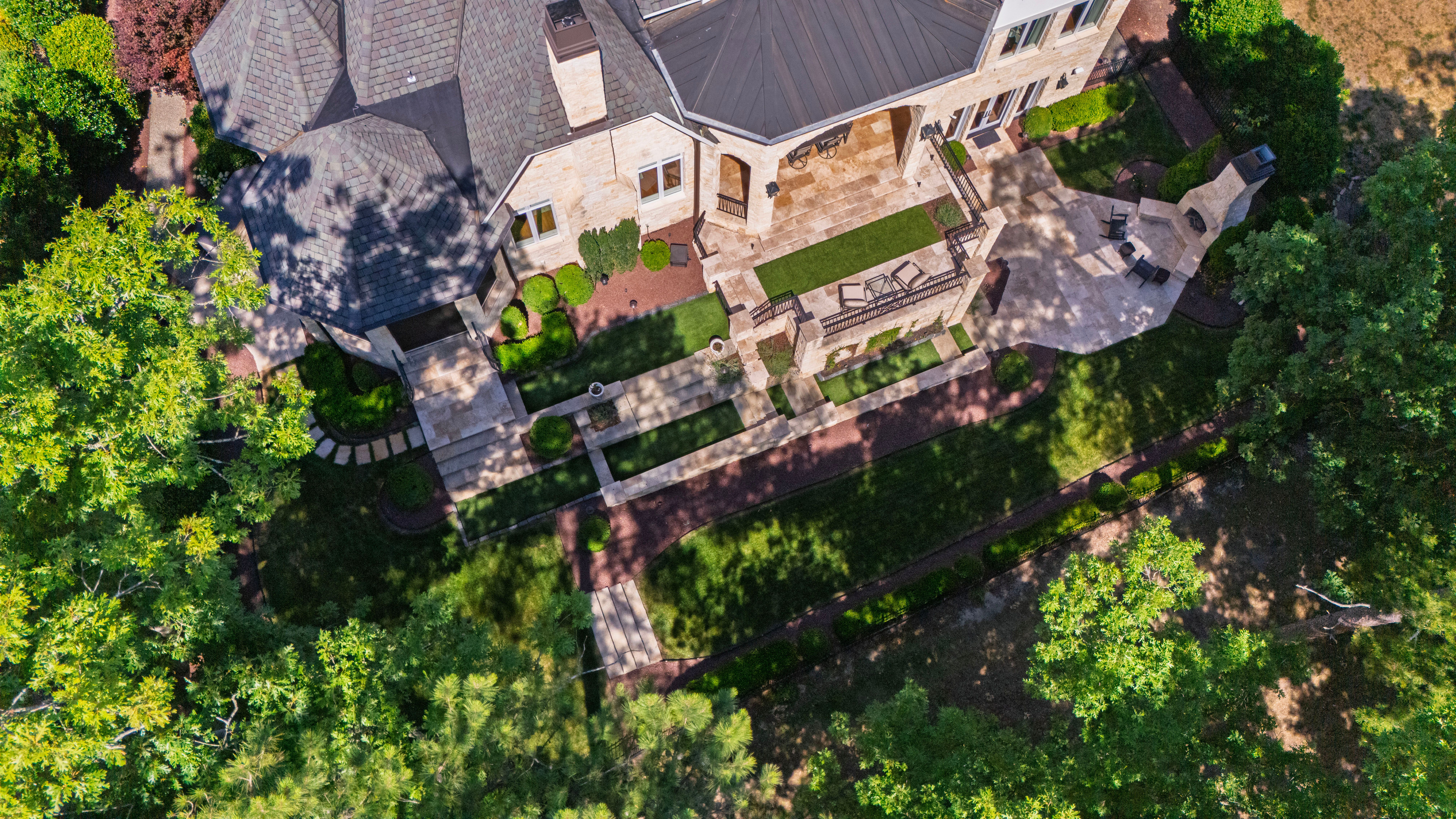  1412 Hedgelawn Way, Raleigh, NC 27615 - 物件實景