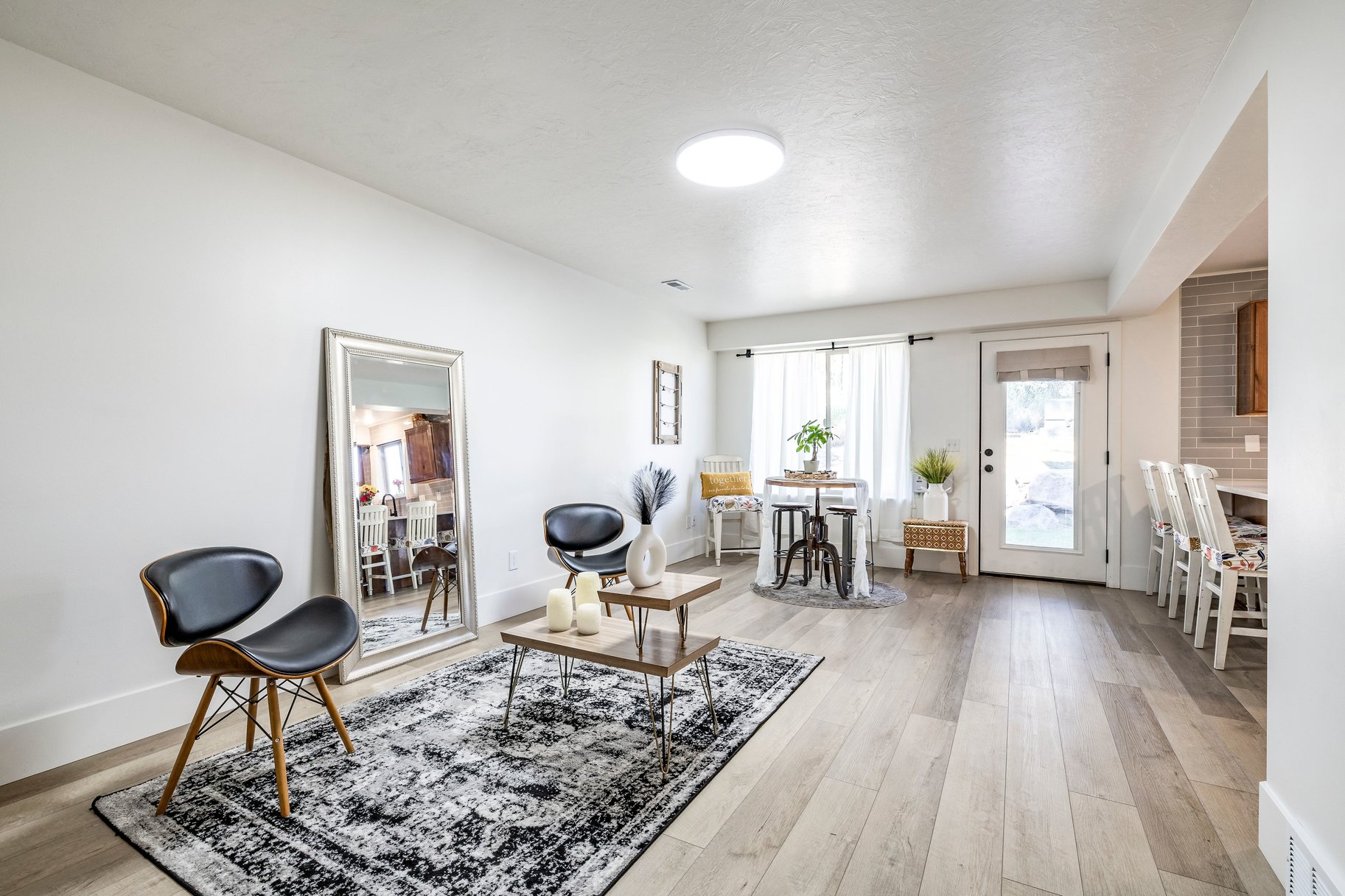  Private End-Unit Townhome with Breathtaking Mountain Views - 物件實景