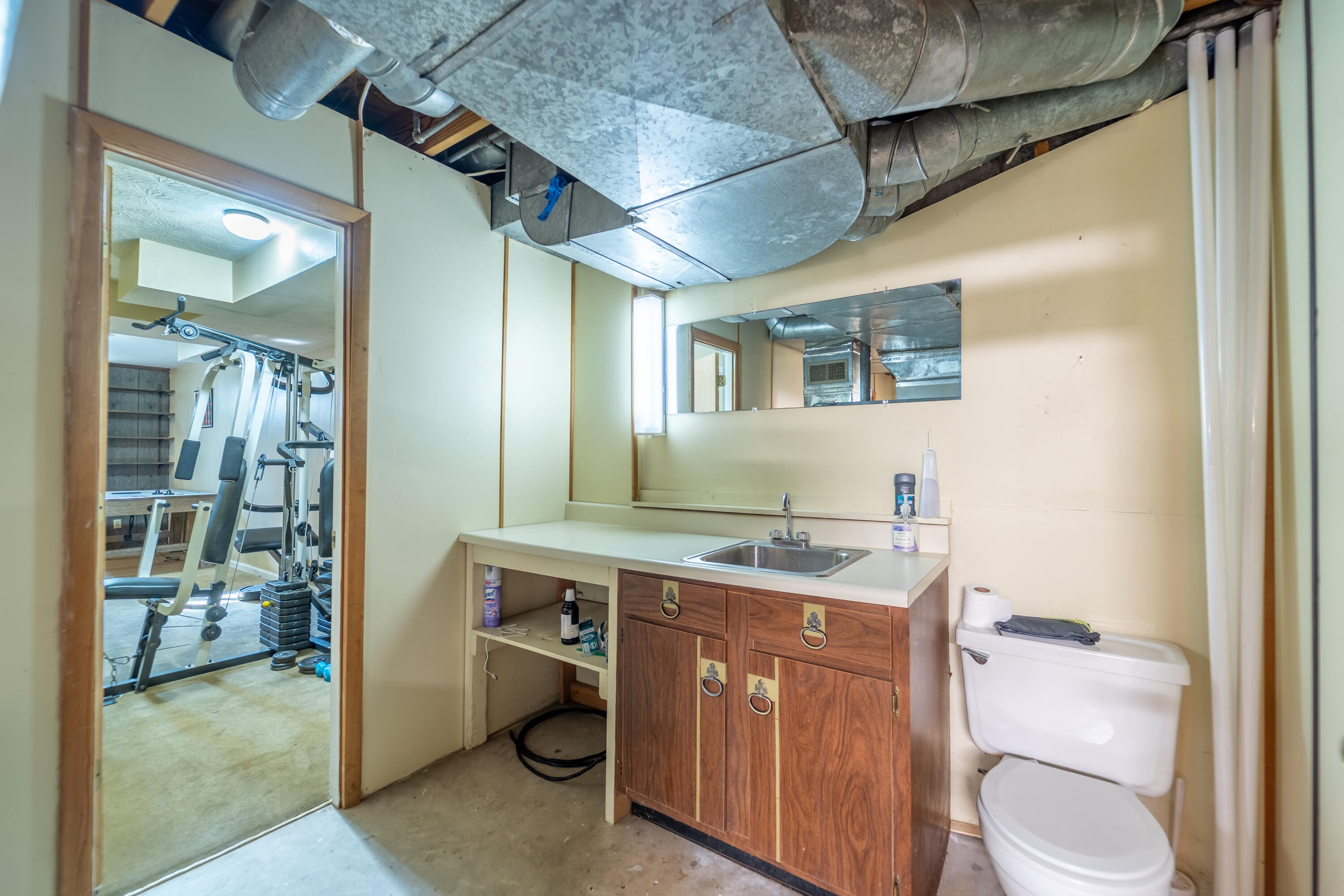 Lexington, Kentucky, 40502, United States, 4 Bedrooms Bedrooms, ,4 BathroomsBathrooms,Residential,For Sale,1976316