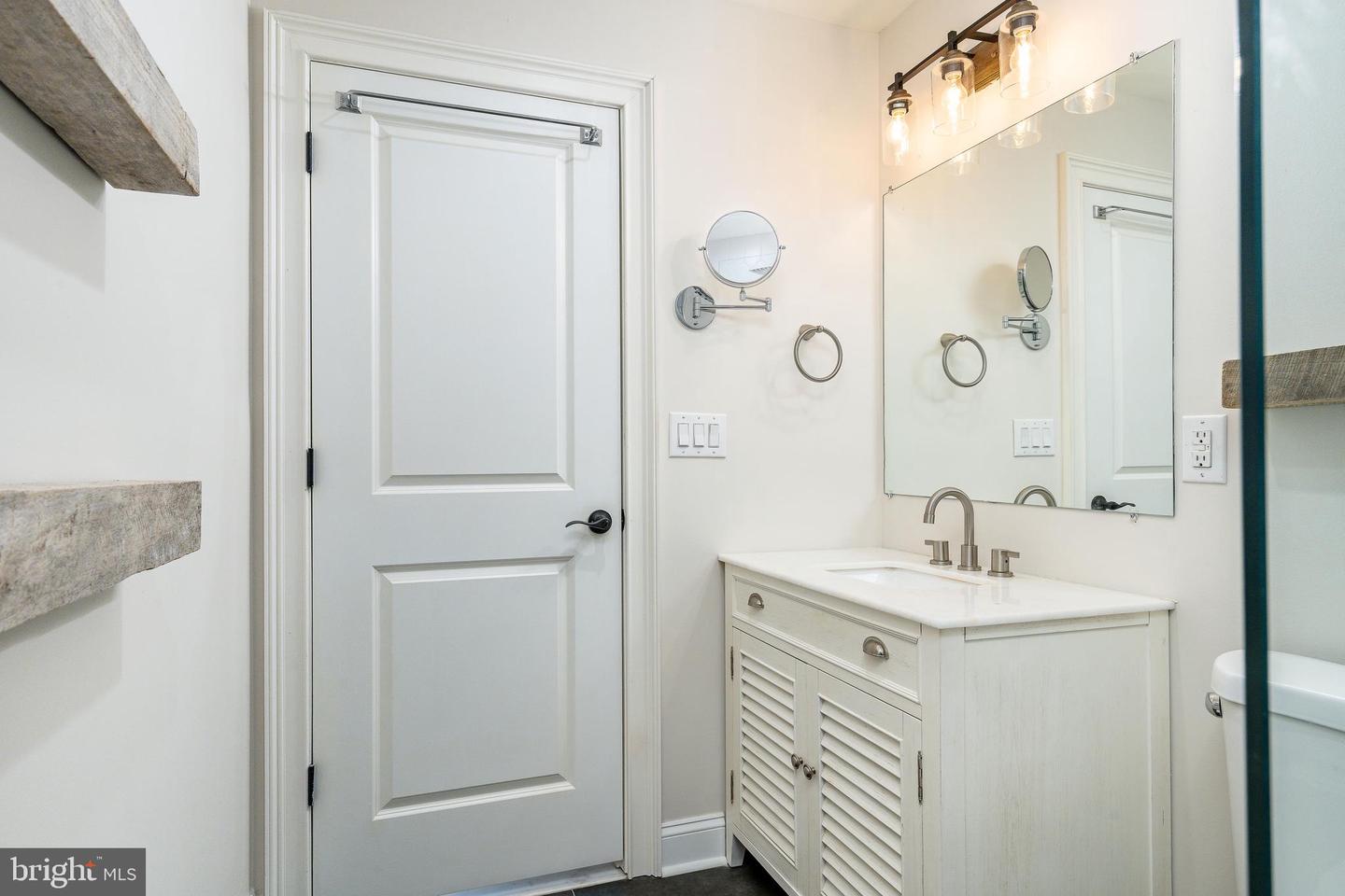 Philadelphia, Pennsylvania, 19130, United States, 3 Bedrooms Bedrooms, ,3 BathroomsBathrooms,Residential,For Sale,2001653