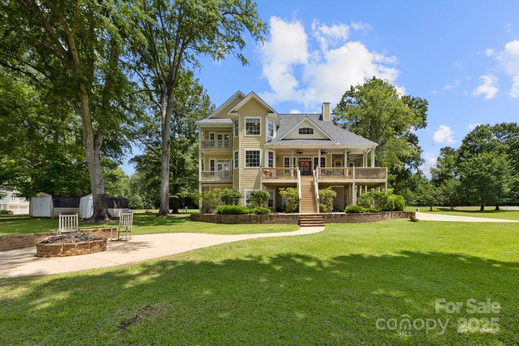 Liberty Hill, South Carolina, 29074, United States, 4 Bedrooms Bedrooms, ,5 BathroomsBathrooms,Residential,For Sale,1876148
