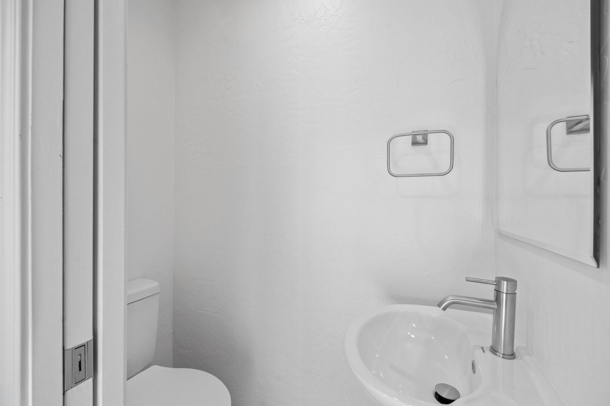  2933 N Casa Tomas Court  Phoenix, AZ - 物件實景