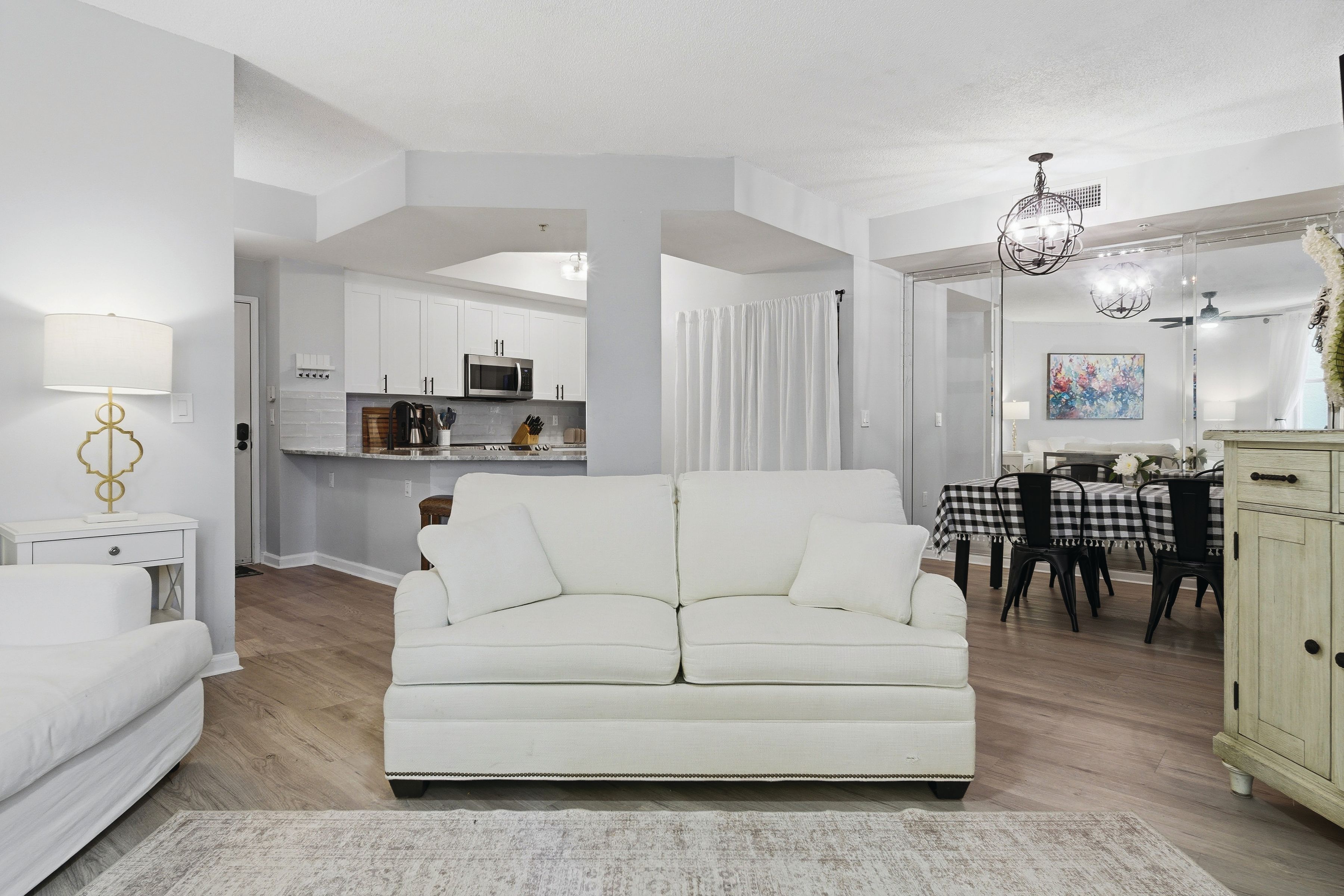  780 S Sapodilla Avenue 104 - 物件實景