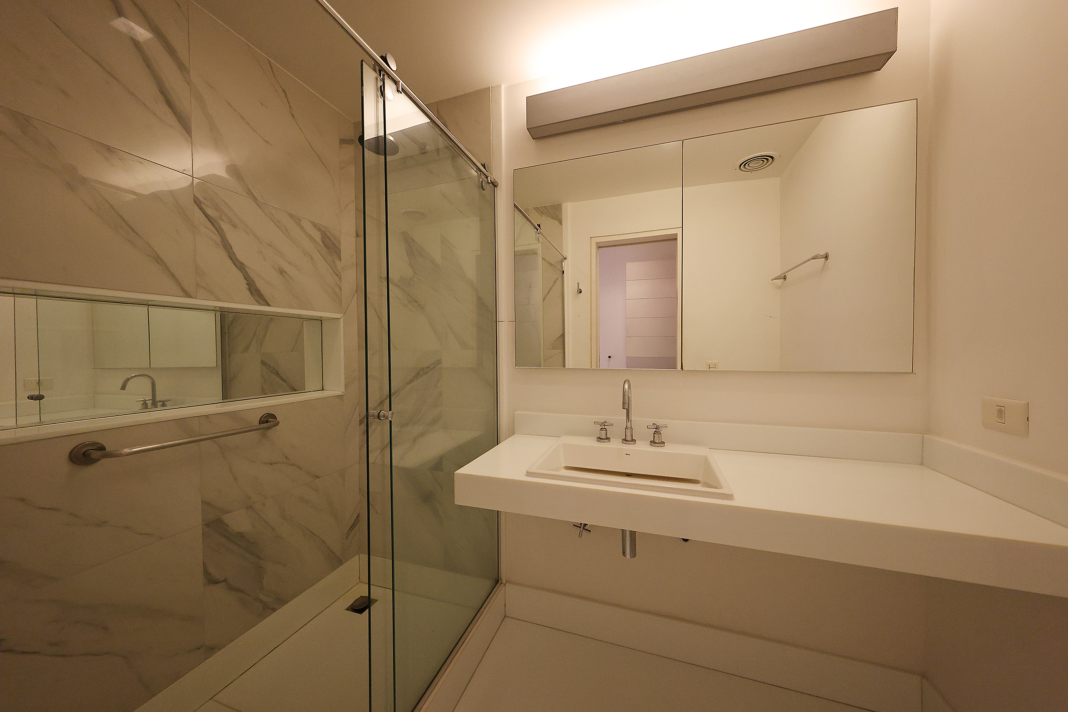  Duplex penthouse with ocean views in Leblon and generous layout - 物件實景