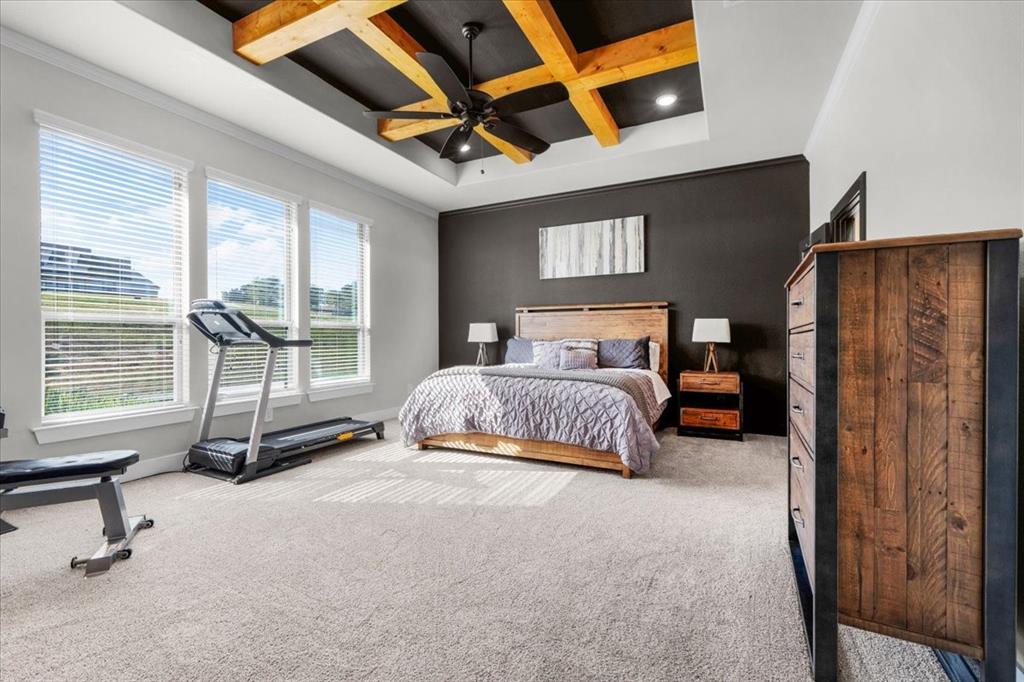 Weatherford, Texas, 76088, United States, 4 Bedrooms Bedrooms, ,4 BathroomsBathrooms,Residential,For Sale,1975341