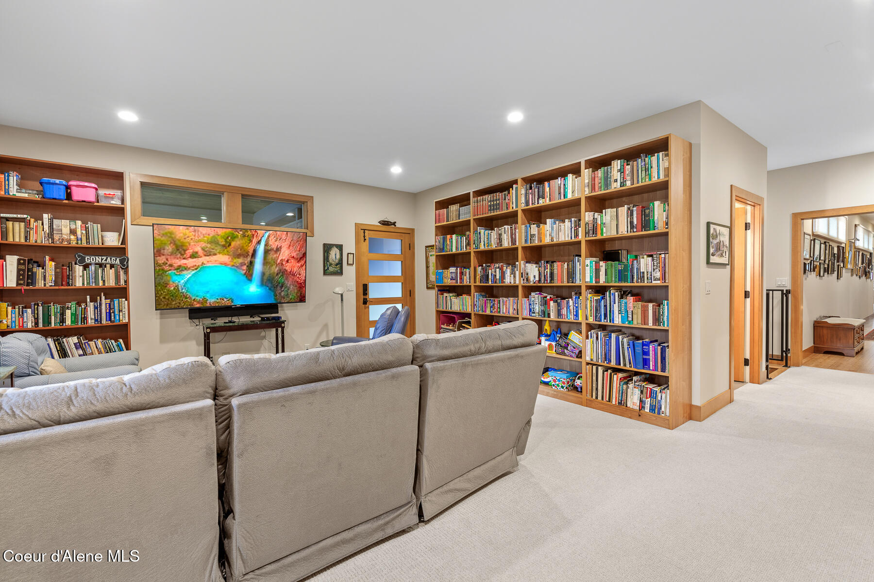 Hayden Lake, Idaho, 83835, United States, 4 Bedrooms Bedrooms, ,4 BathroomsBathrooms,Residential,For Sale,1984036