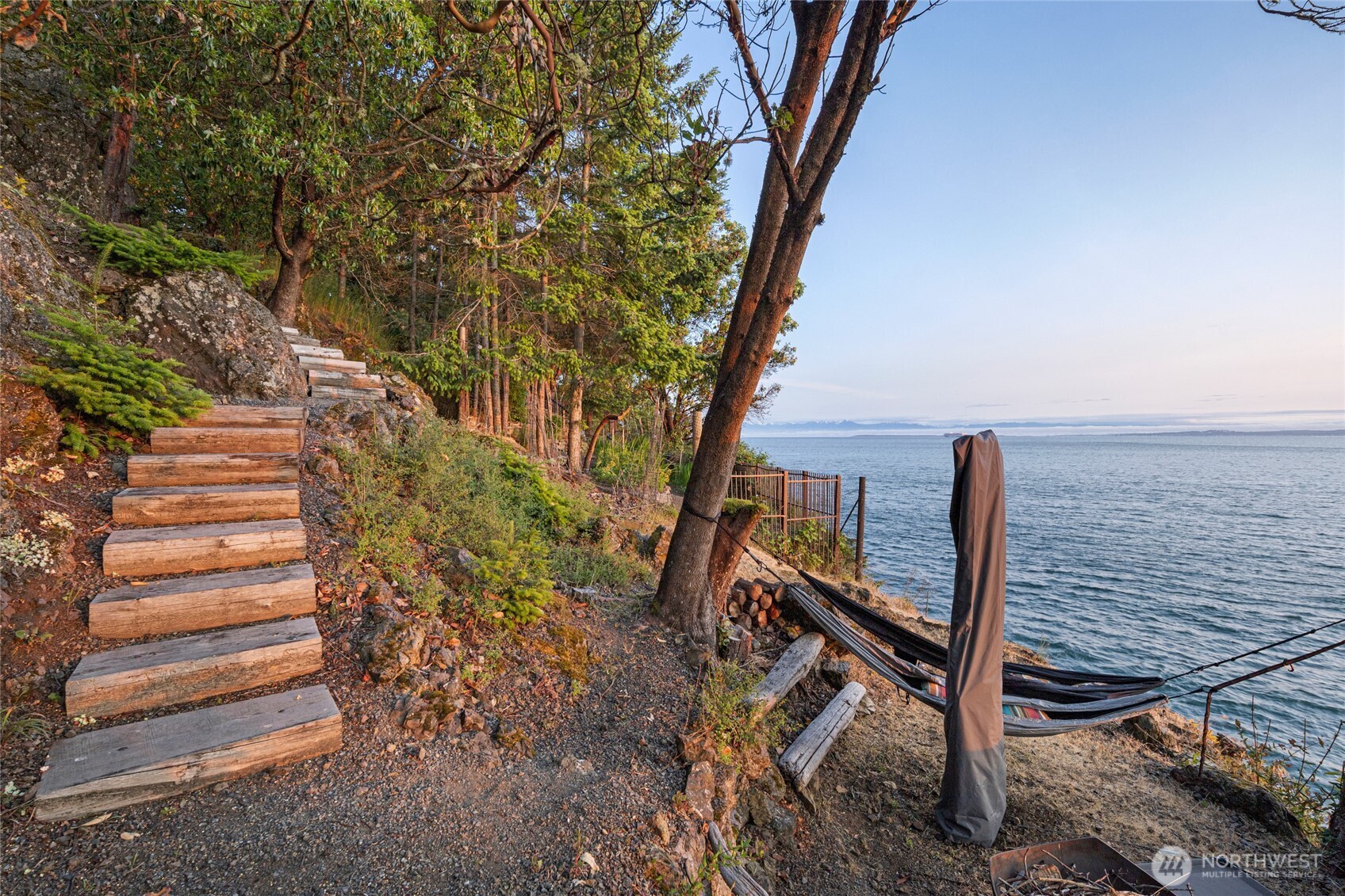 Friday Harbor, Washington, 98250, United States, 2 Bedrooms Bedrooms, ,2 BathroomsBathrooms,Residential,For Sale,1850093
