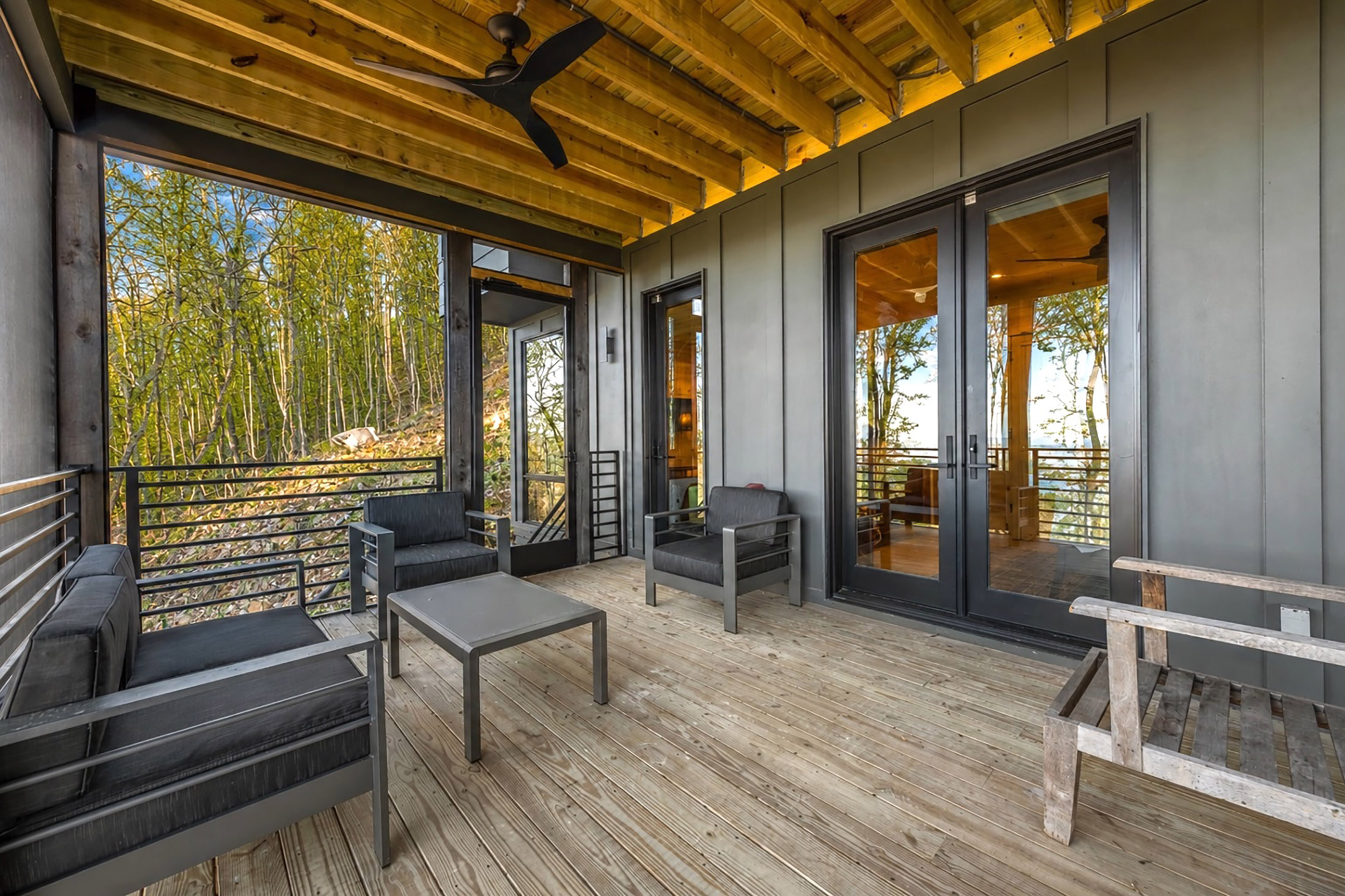  Contemporary Architectural Estate Overlooking Blue Ridge Lake - 物件實景