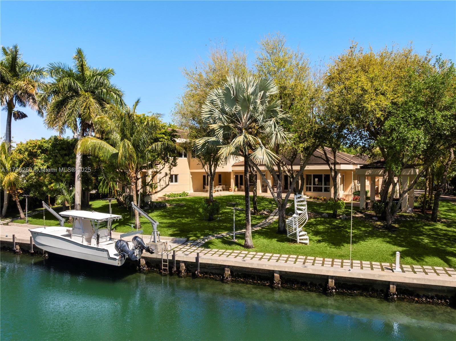 Coral Gables, Florida, 33156, United States, 5 Bedrooms Bedrooms, ,8 BathroomsBathrooms,Residential,For Sale,1746344