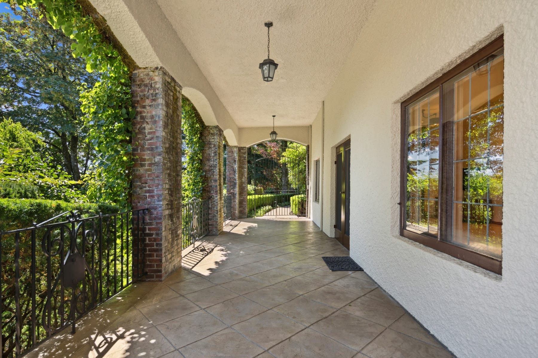  5570 SW MENEFEE DR Portland, OR 97239 - 物件實景