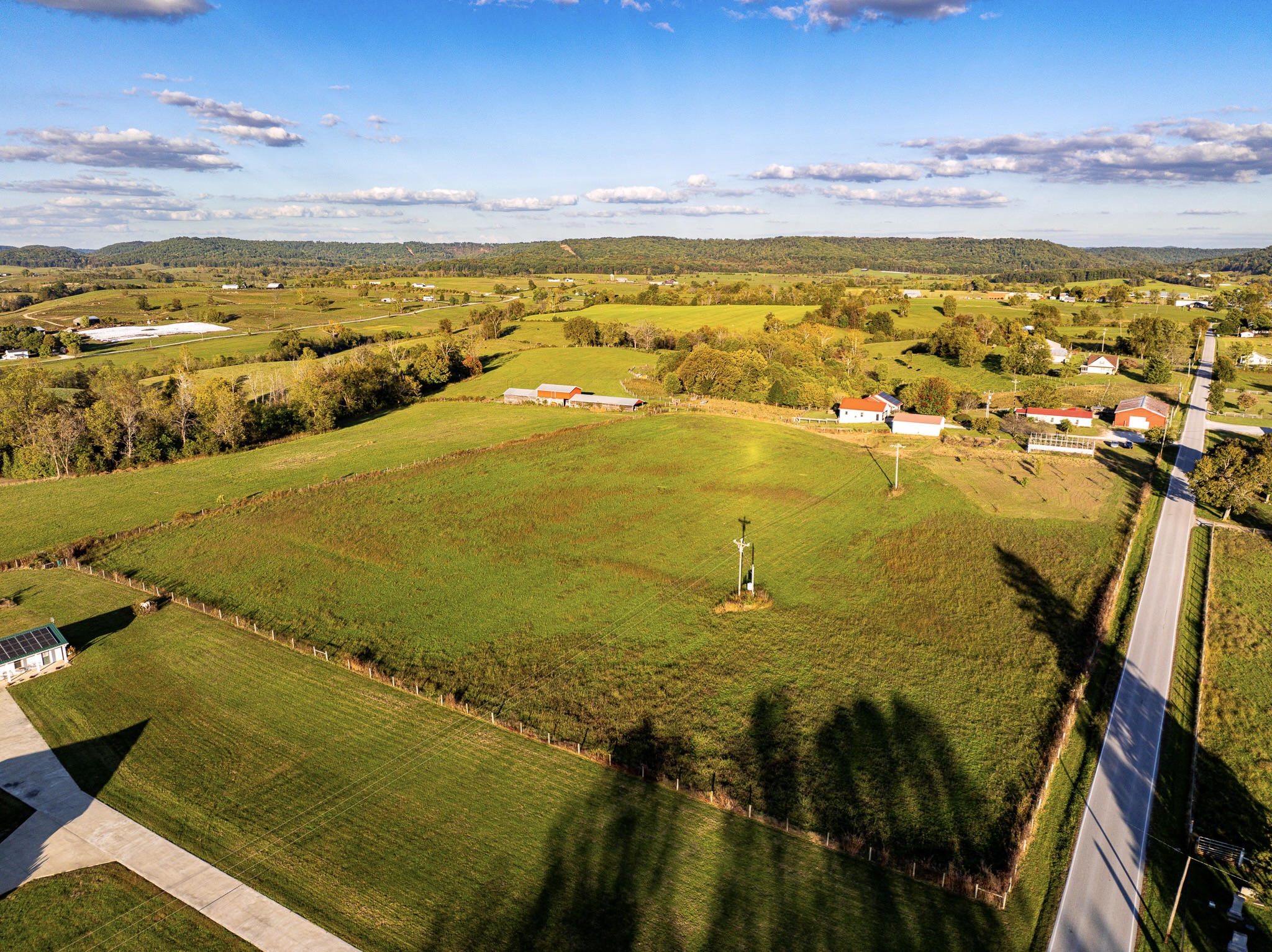 Hillsboro, Kentucky, 41049, United States, 3 Bedrooms Bedrooms, ,3 BathroomsBathrooms,Residential,For Sale,1984101