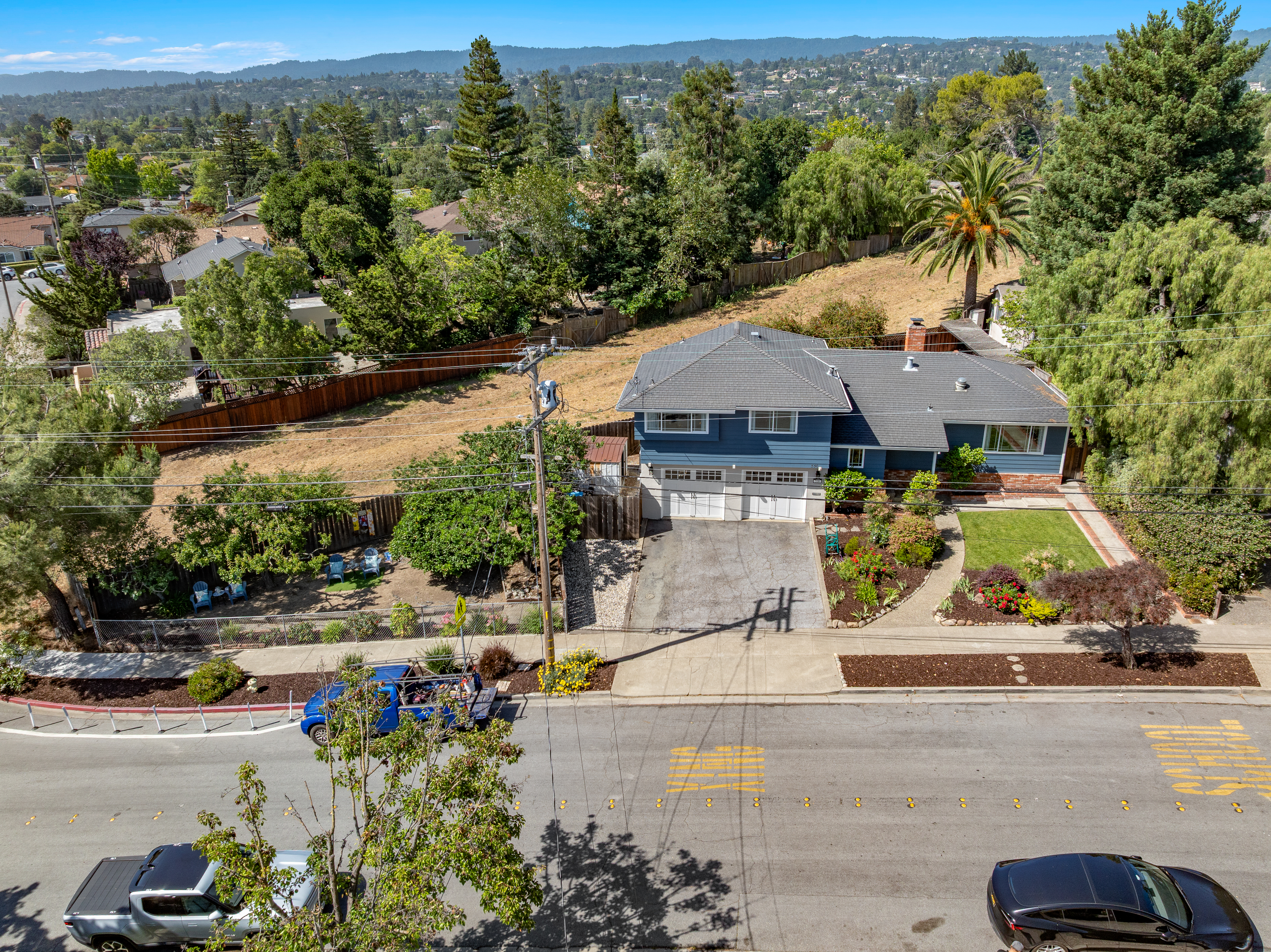  Redwood City Retreat with Exceptional Outdoor Living - 物件實景