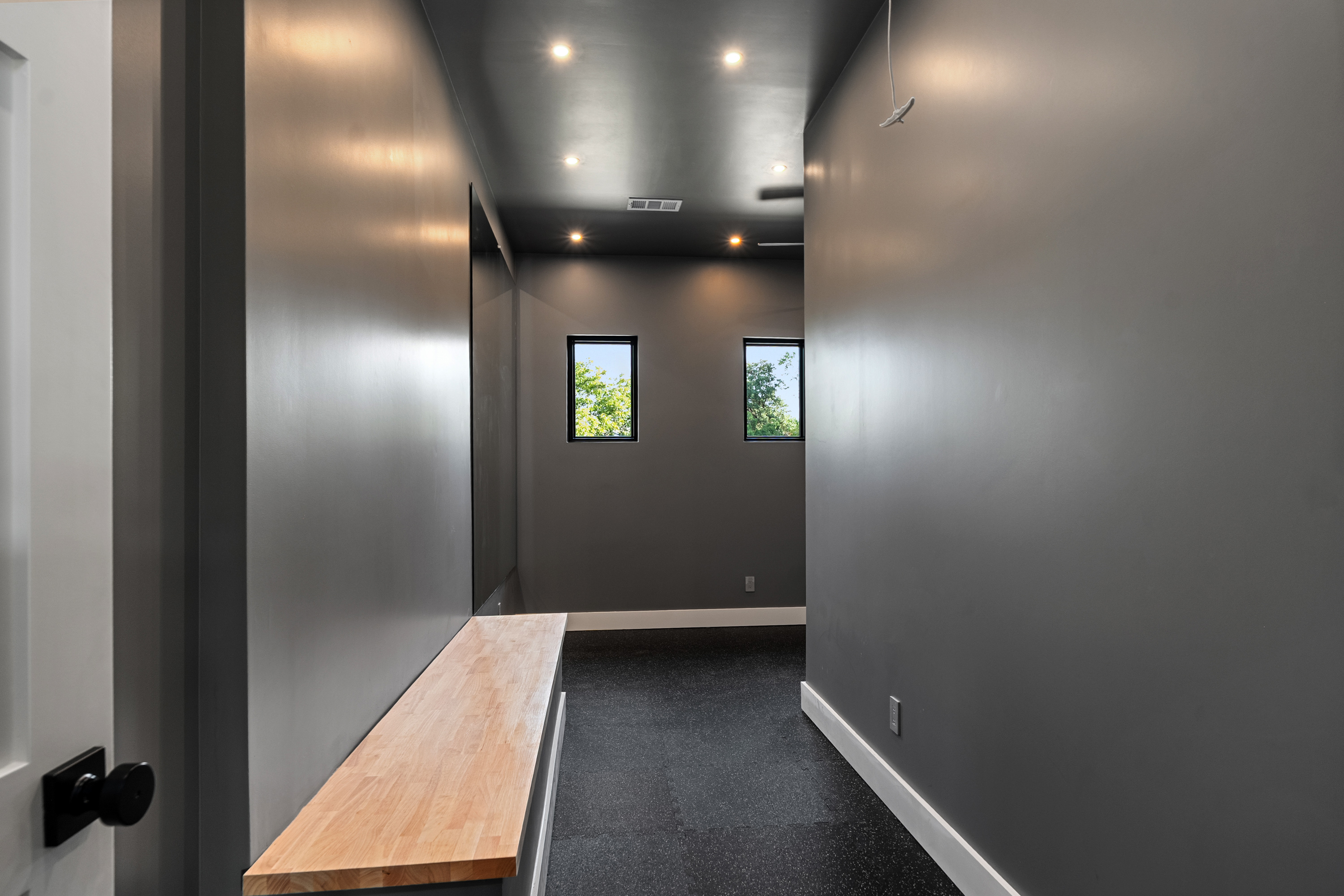  Sophisticated Transitional Design - 物件實景