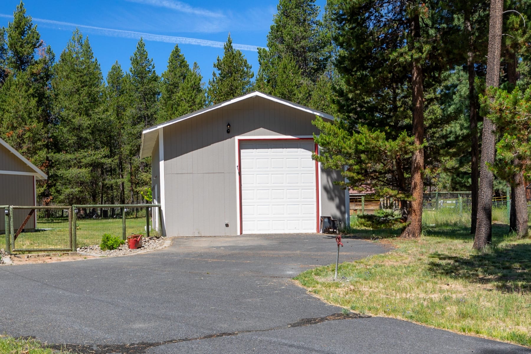  55219 Lazy River Drive Bend, OR 97707 - 物件實景