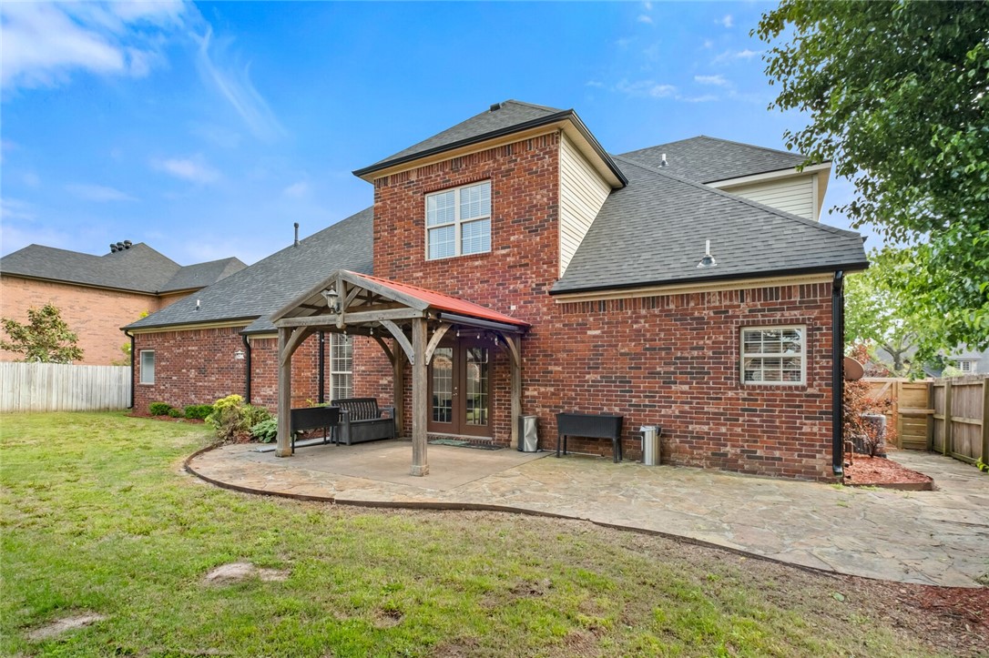 Bentonville, Arkansas, 72712, United States, 4 Bedrooms Bedrooms, ,4 BathroomsBathrooms,Residential,For Sale,1805614