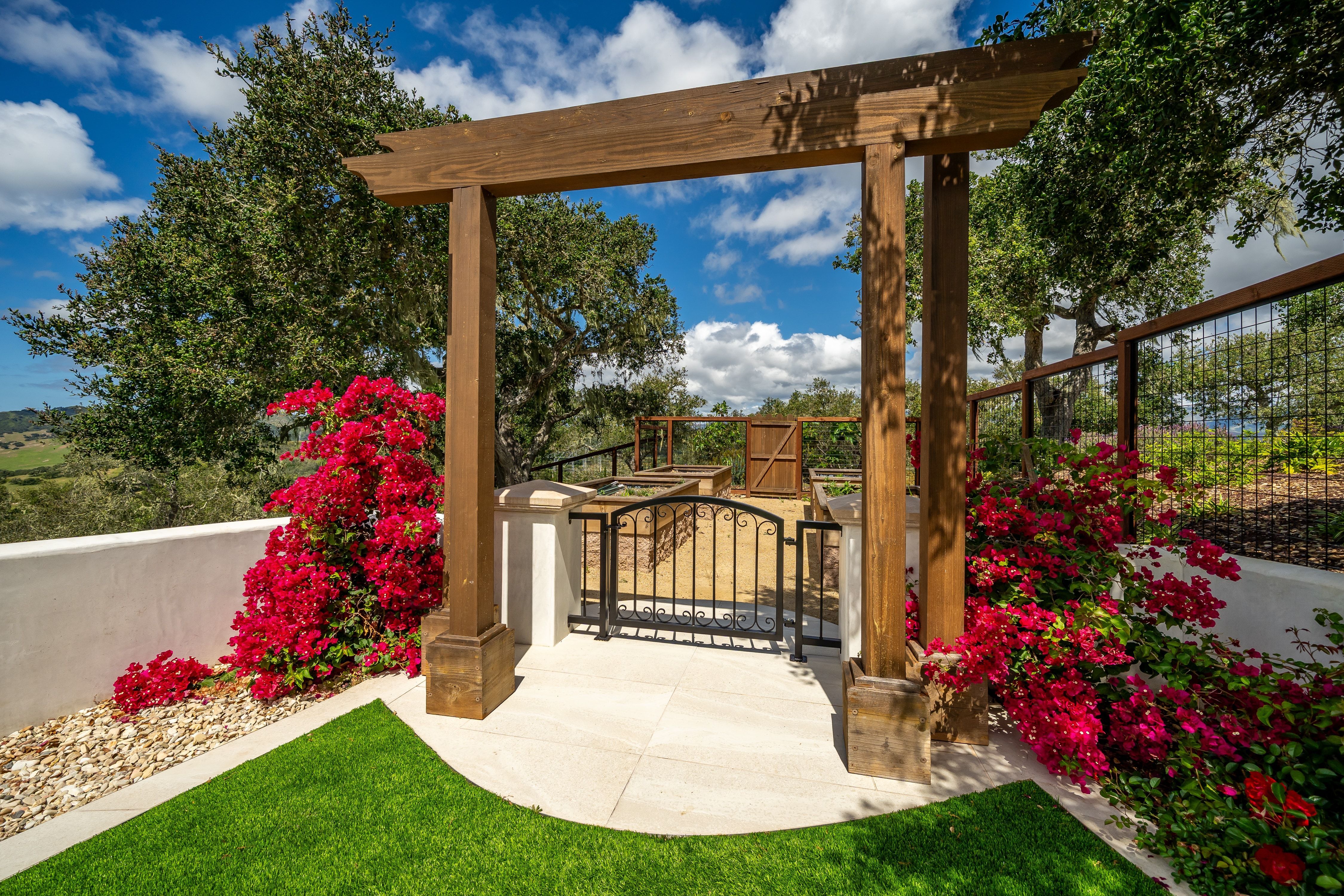  Refined Coastal Wine Country Living on 22 Private Acres - 物件實景