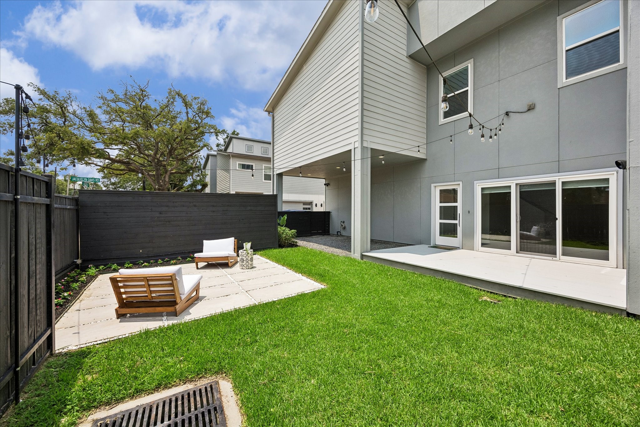  7702 Jacquelyn Oaks Road - 物件實景