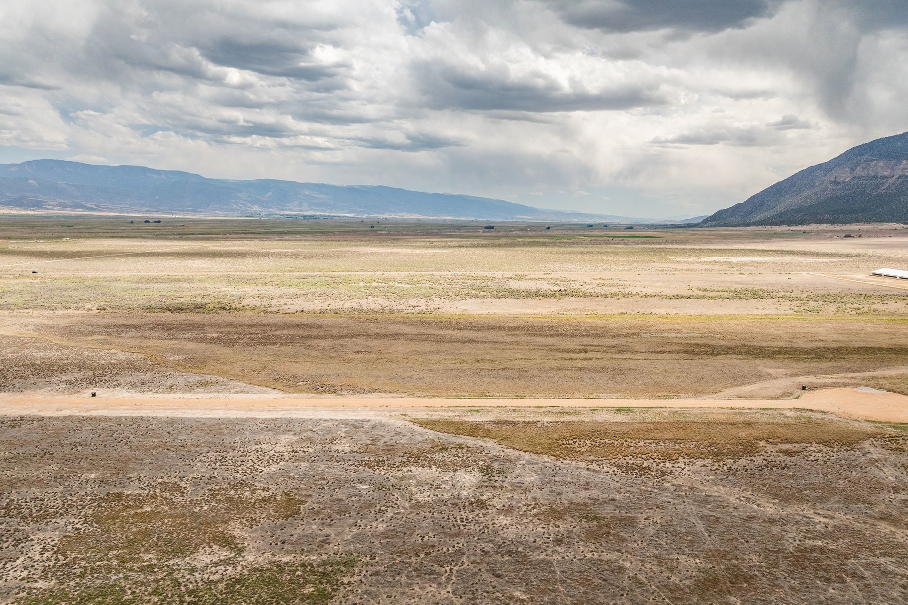  8.5-Acre Lots, No HOA, Stunning Horseshoe Mountain Views - 物件實景