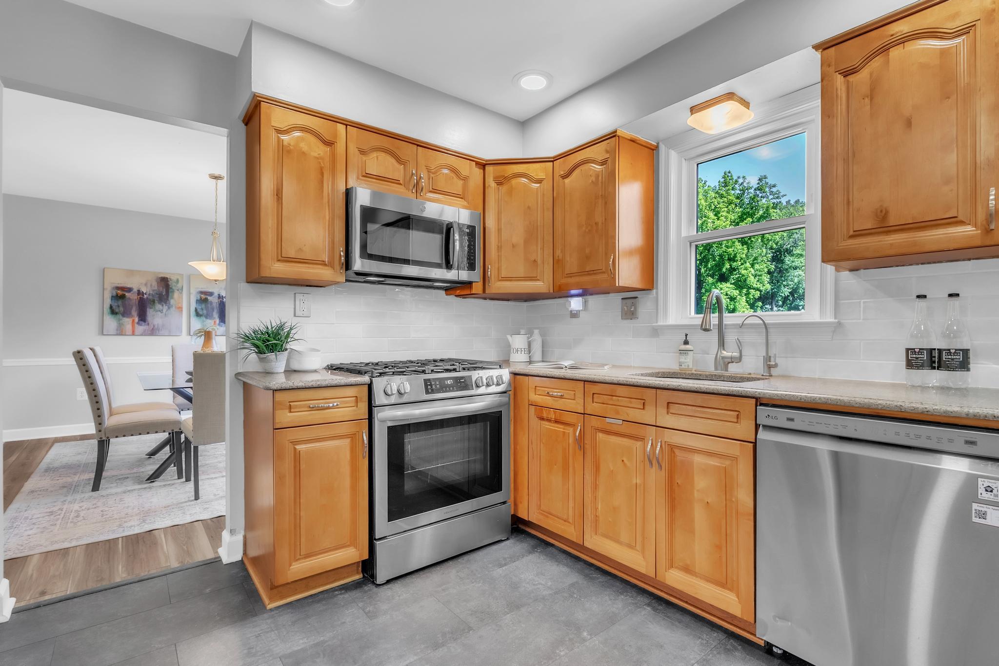  8231 Inverness Hollow Terrace, Potomac, MD, 20854 - 物件實景