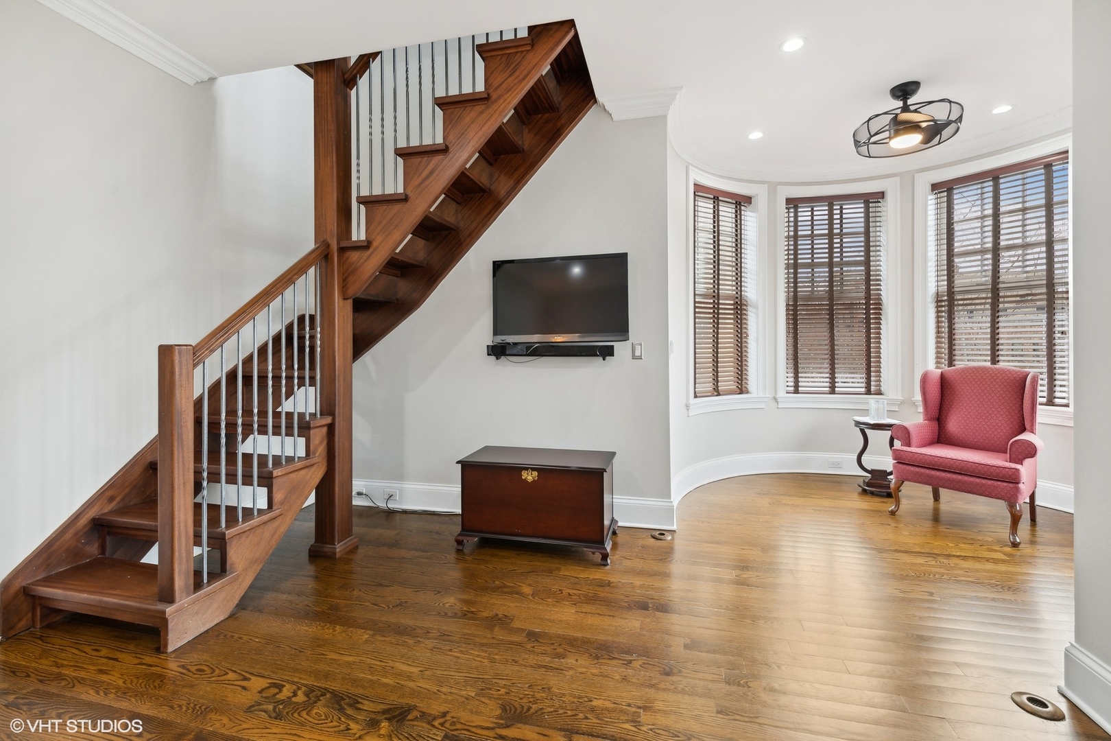 1515 N North Park Avenue, Chicago, Illinois, 60610, United States, 7 Bedrooms Bedrooms, ,6 BathroomsBathrooms,Residential,For Sale,1515 N North Park Avenue,1247727