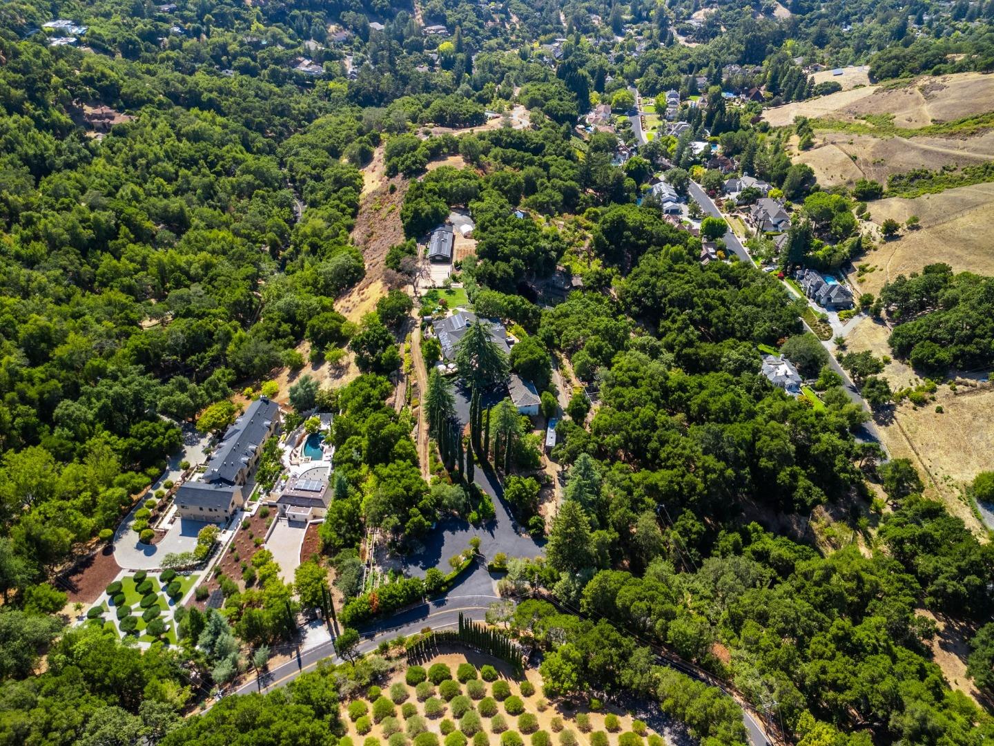 Los Gatos, California, 95032, United States, 4 Bedrooms Bedrooms, ,4 BathroomsBathrooms,Residential,For Sale,1918329