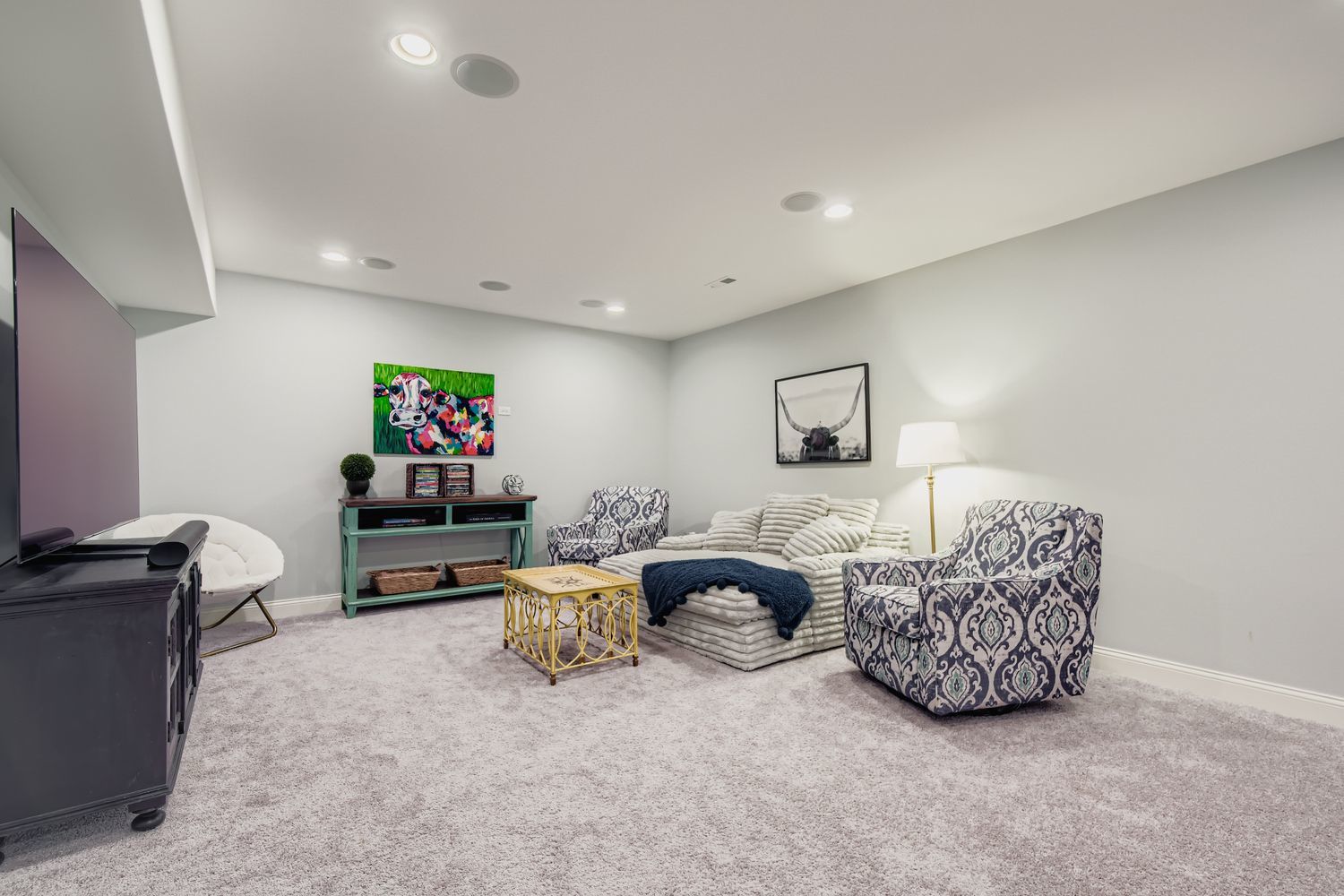 Elmhurst, Illinois, 60126, United States, 4 Bedrooms Bedrooms, ,5 BathroomsBathrooms,Residential,For Sale,1984205