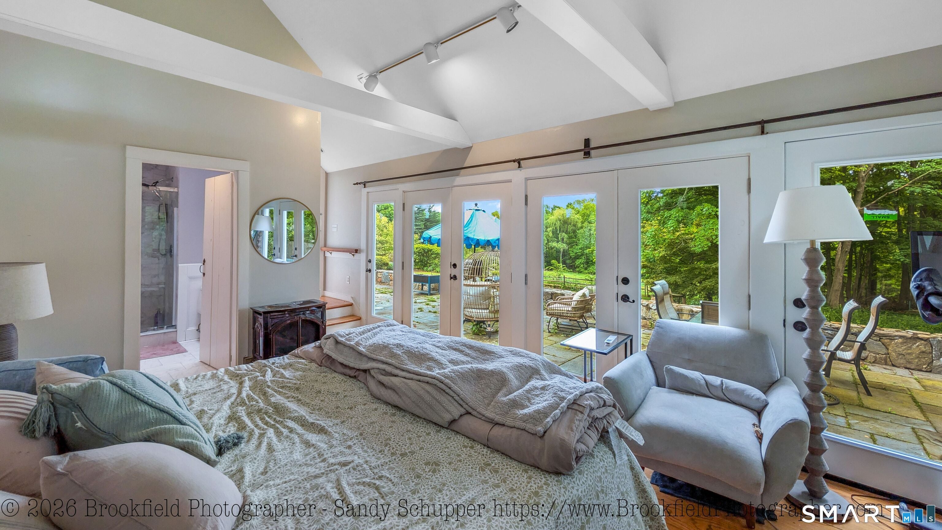 Southbury, Connecticut, 06488, United States, 3 Bedrooms Bedrooms, ,3 BathroomsBathrooms,Residential,For Sale,2048179