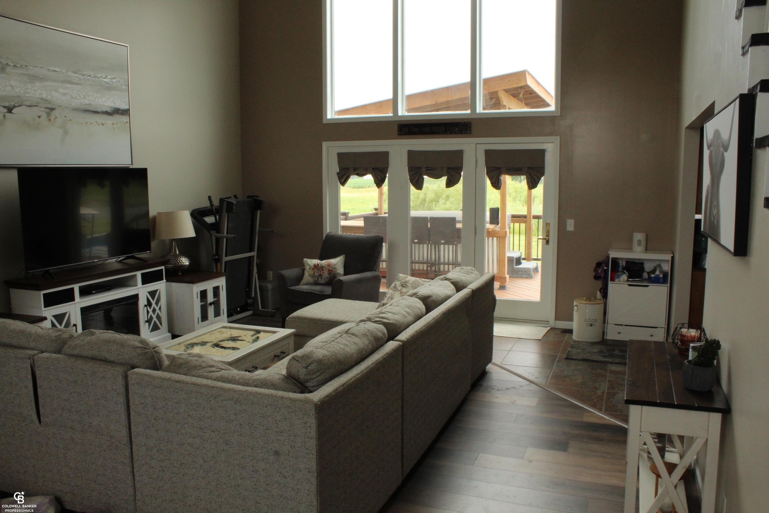 Brown City, Michigan, 48416, United States, 3 Bedrooms Bedrooms, ,3 BathroomsBathrooms,Residential,For Sale,1885878