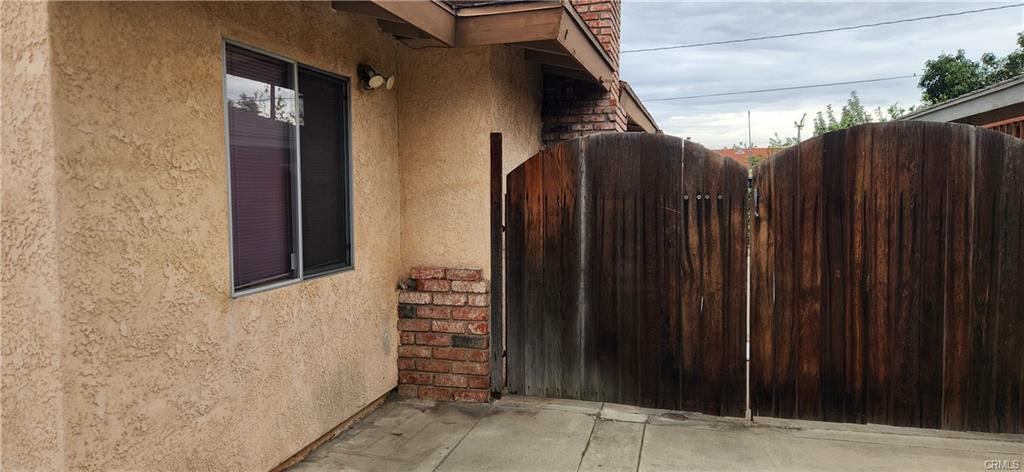 Bloomington, California, 92316, United States, 5 Bedrooms Bedrooms, ,2 BathroomsBathrooms,Residential,For Sale,2008810